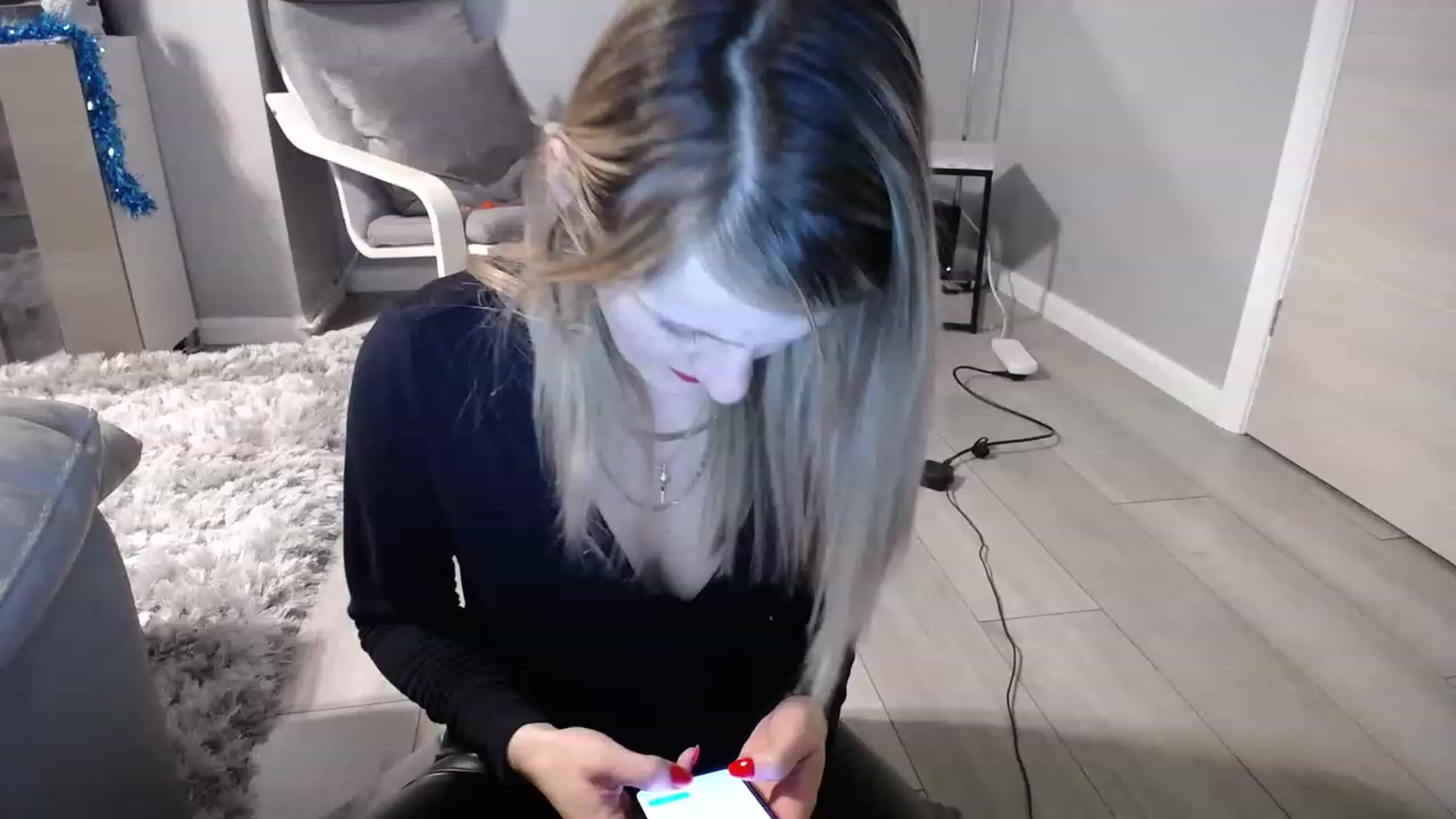 Gallery image thumbnail from hotjessyca91's myfreecams stream on, 12/24/2022, 22:02 image 1 of 20