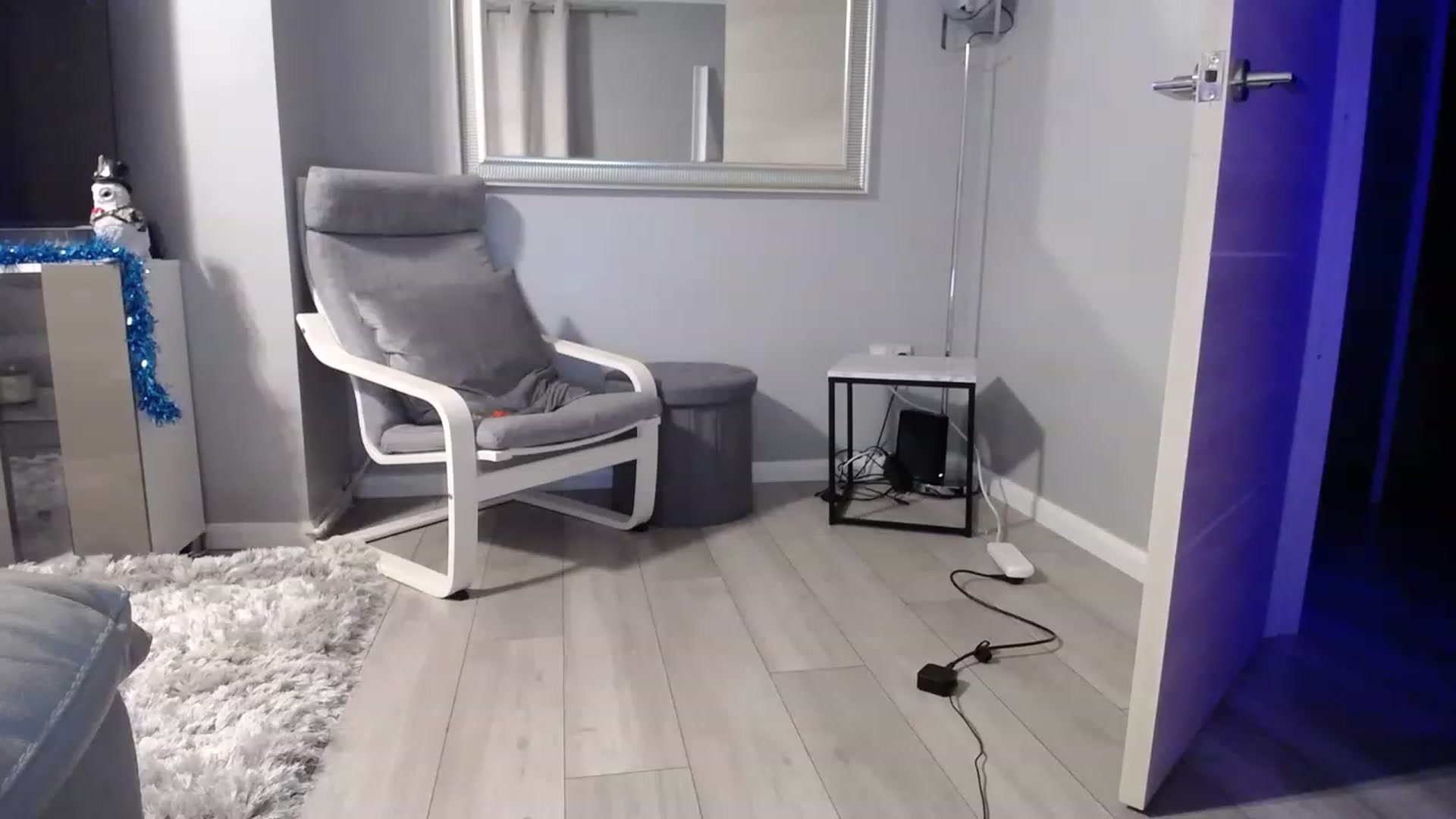 Gallery image thumbnail from hotjessyca91's myfreecams stream on, 12/24/2022, 22:02 image 10 of 20