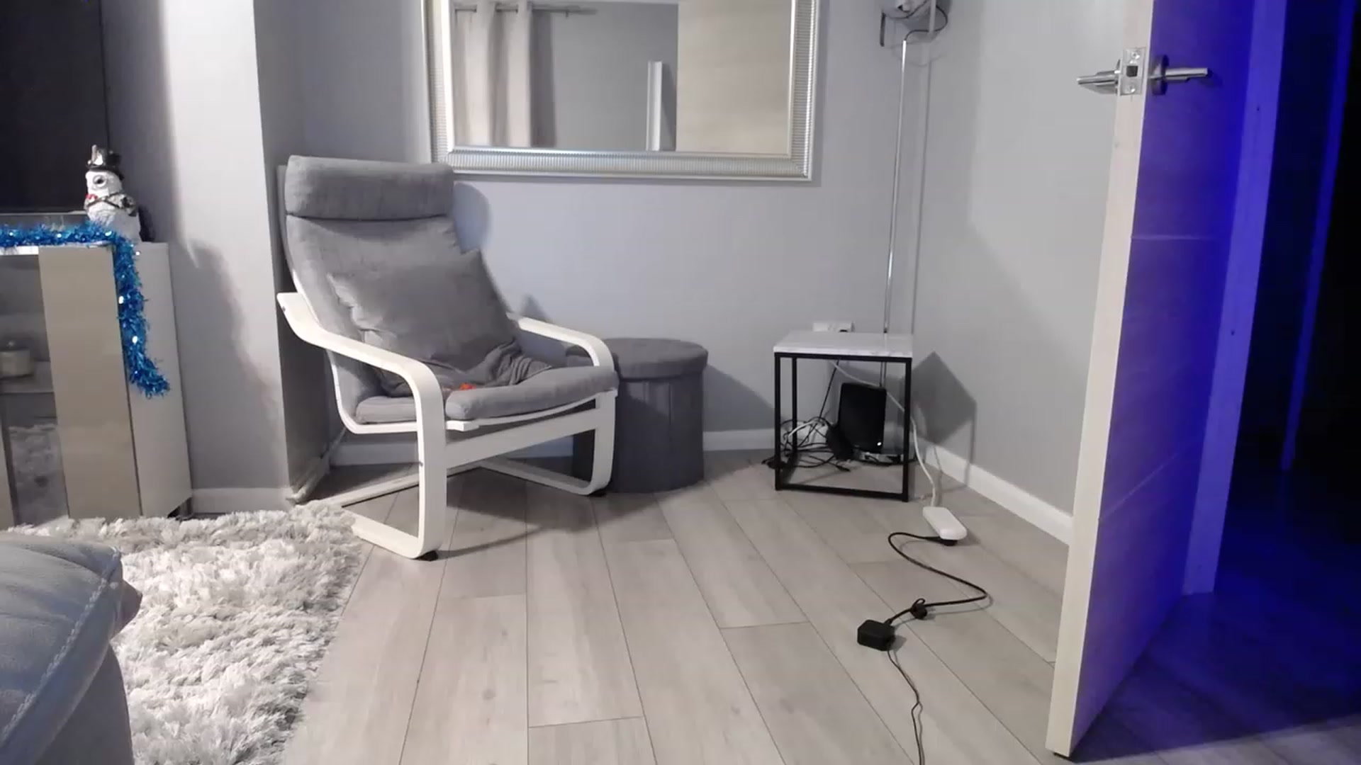 Gallery image thumbnail from hotjessyca91's myfreecams stream on, 12/24/2022, 22:02 image 11 of 20