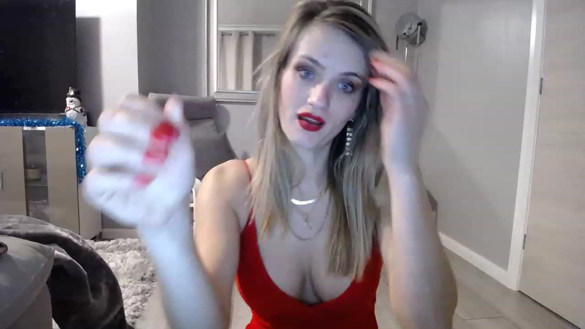Gallery image thumbnail from hotjessyca91's myfreecams stream on, 12/24/2022, 23:39 image 18 of 20