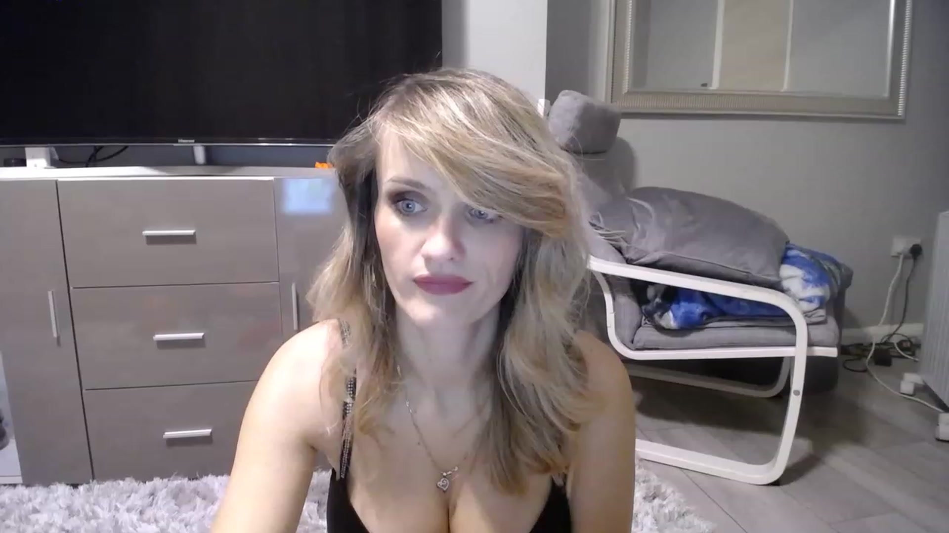 Gallery image thumbnail from hotjessyca91's myfreecams stream on, 02/28/2023, 20:10 image 19 of 20