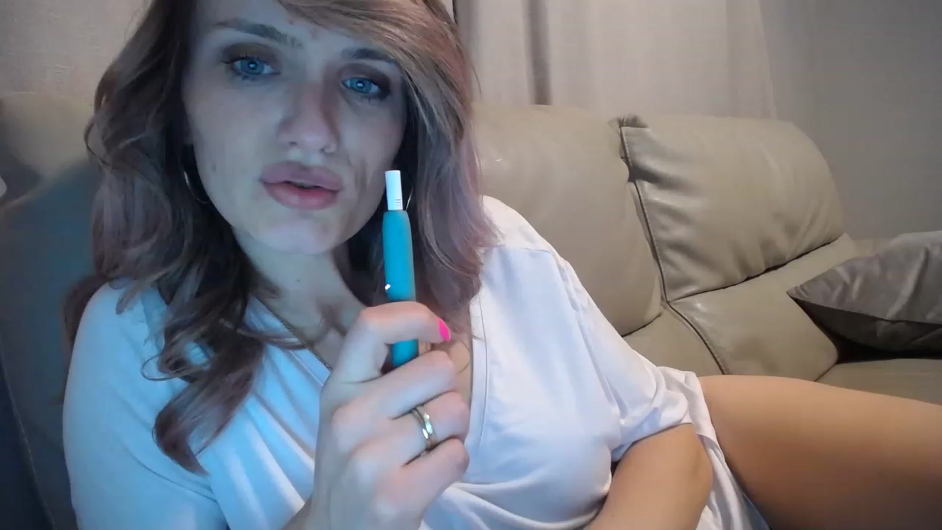 Gallery image thumbnail from hotjessyca91's myfreecams stream on, 04/03/2023, 20:01 image 1 of 20