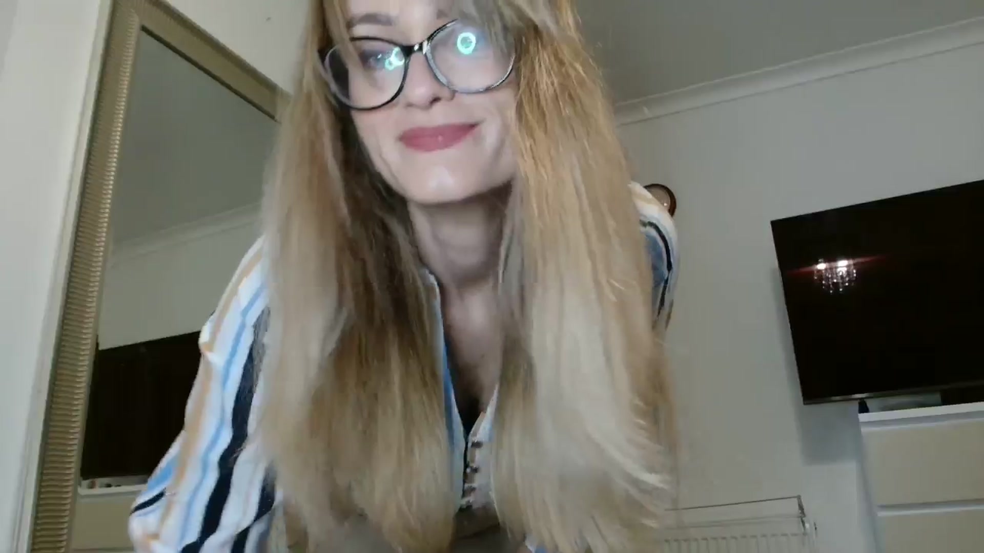 Gallery image thumbnail from hotjessyca91's myfreecams stream on, 03/06/2025, 07:42 image 16 of 20