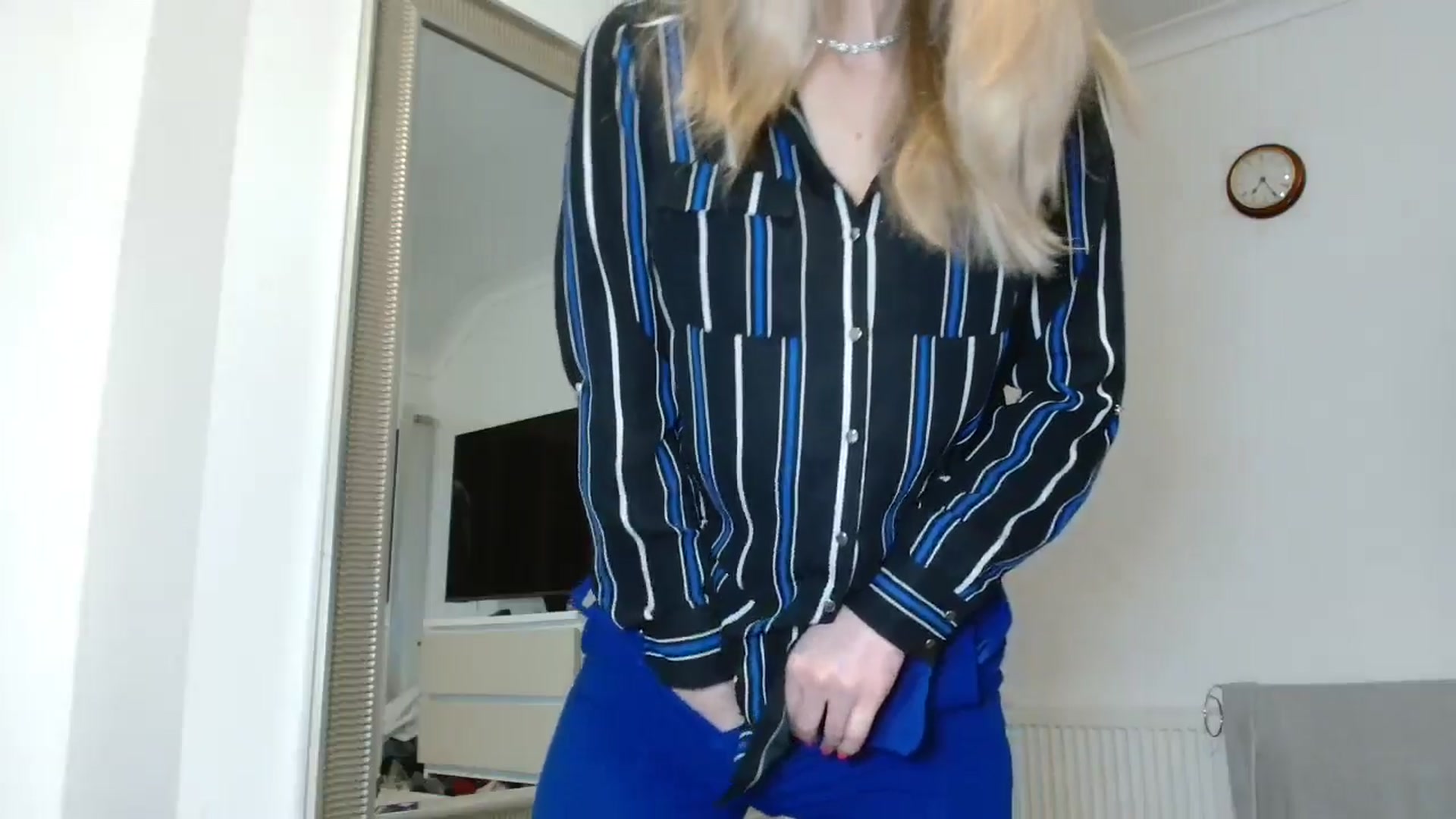 Gallery image thumbnail from hotjessyca91's myfreecams stream on, 03/11/2025, 07:35 image 12 of 20