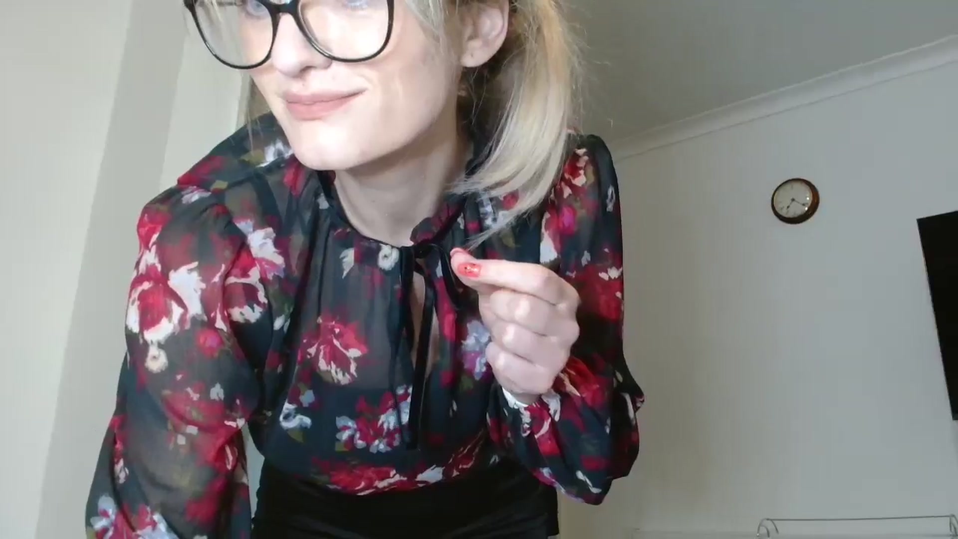 Gallery image thumbnail from hotjessyca91's myfreecams stream on, 03/18/2025, 07:33 image 15 of 20