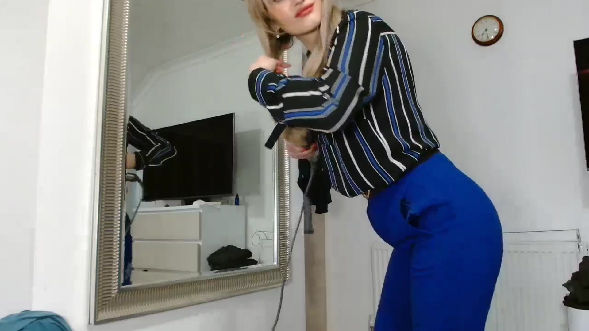 Gallery image thumbnail from hotjessyca91's myfreecams stream on, 03/26/2025, 07:38 image 8 of 20