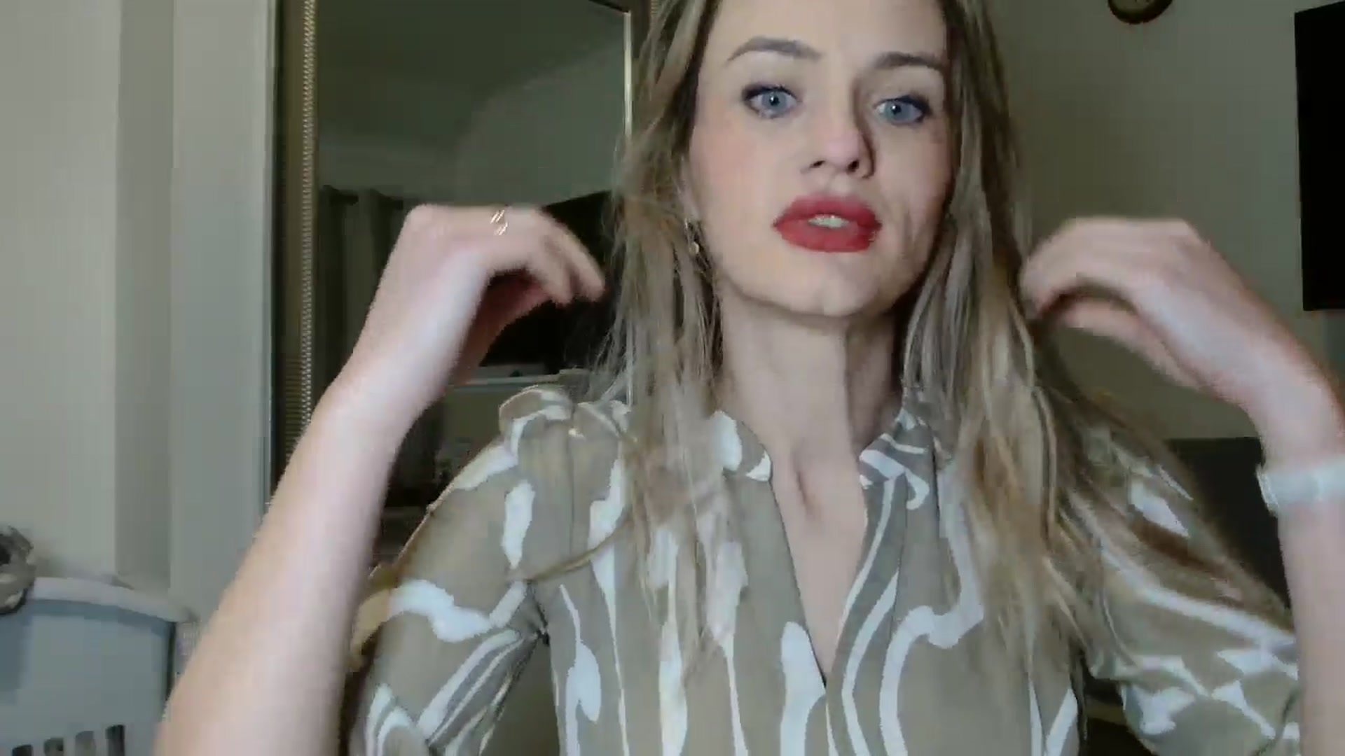 Gallery image thumbnail from hotjessyca91's myfreecams stream on, 03/31/2025, 06:26 image 19 of 20