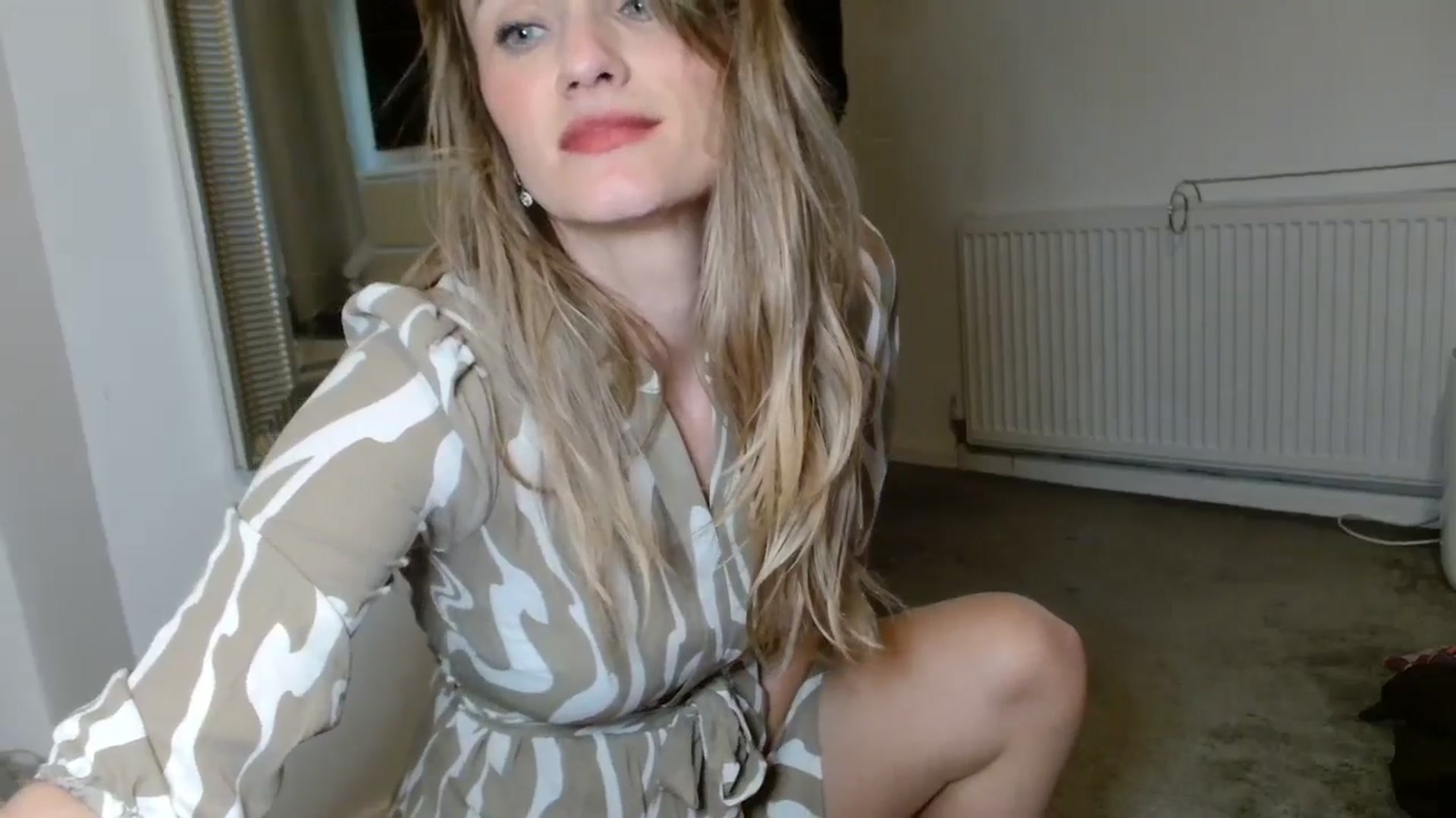 Gallery image thumbnail from hotjessyca91's myfreecams stream on, 04/05/2025, 09:11 image 12 of 20