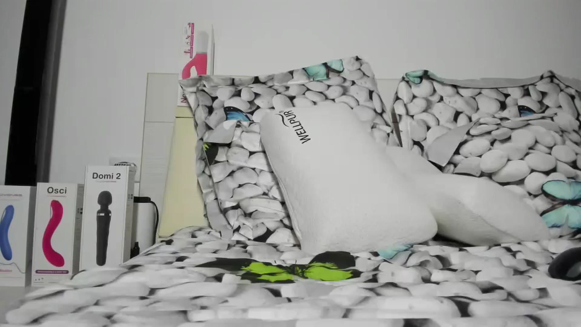 Gallery image thumbnail from hottieella's myfreecams stream on, 12/12/2022, 15:44 image 17 of 20