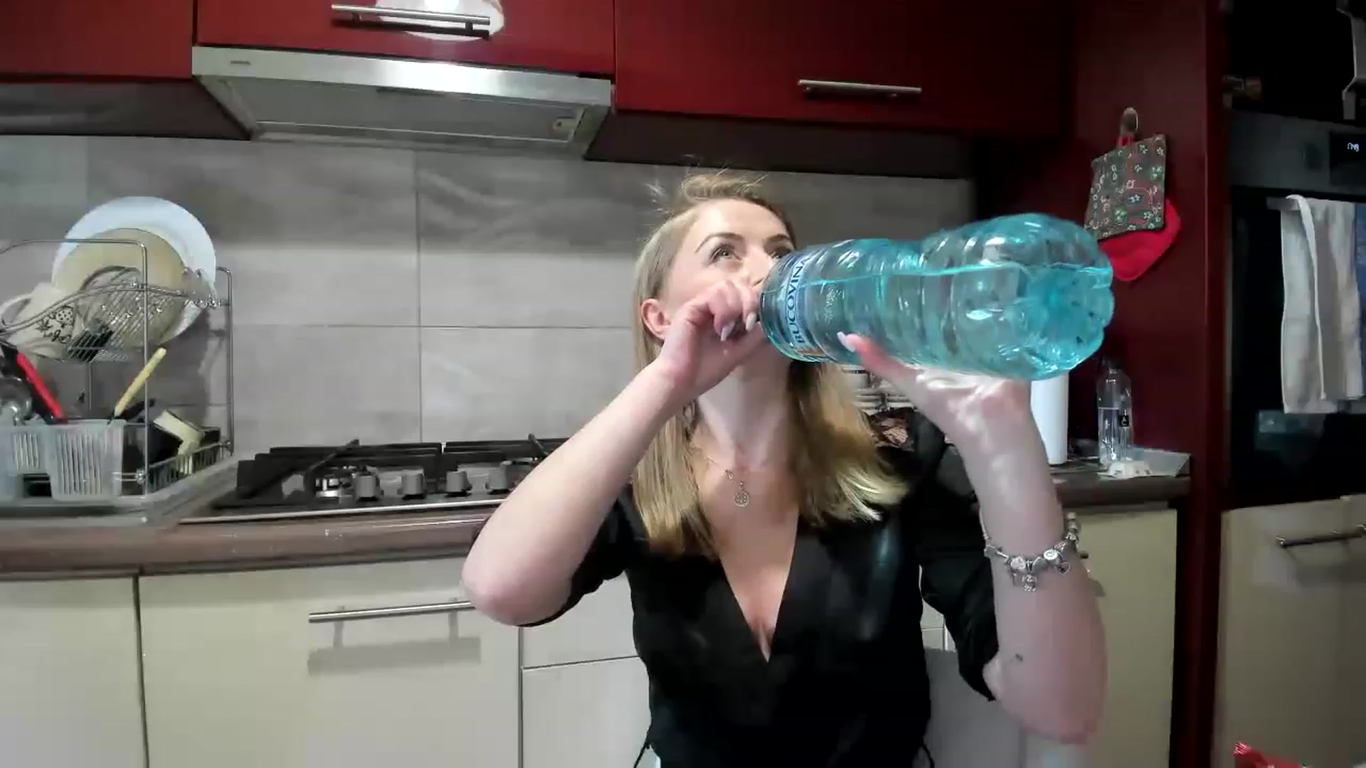Gallery image thumbnail from hottieella's myfreecams stream on, 05/11/2023, 16:03 image 7 of 20