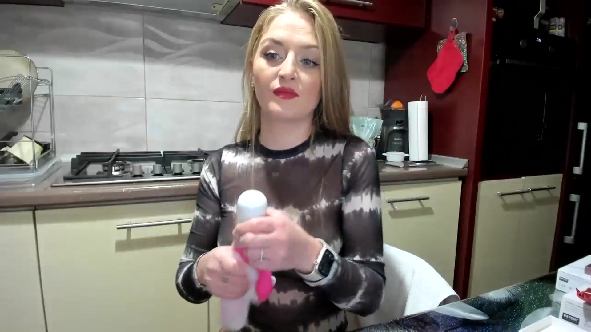 Gallery image thumbnail from hottieella's myfreecams stream on, 11/20/2023, 15:06 image 20 of 20