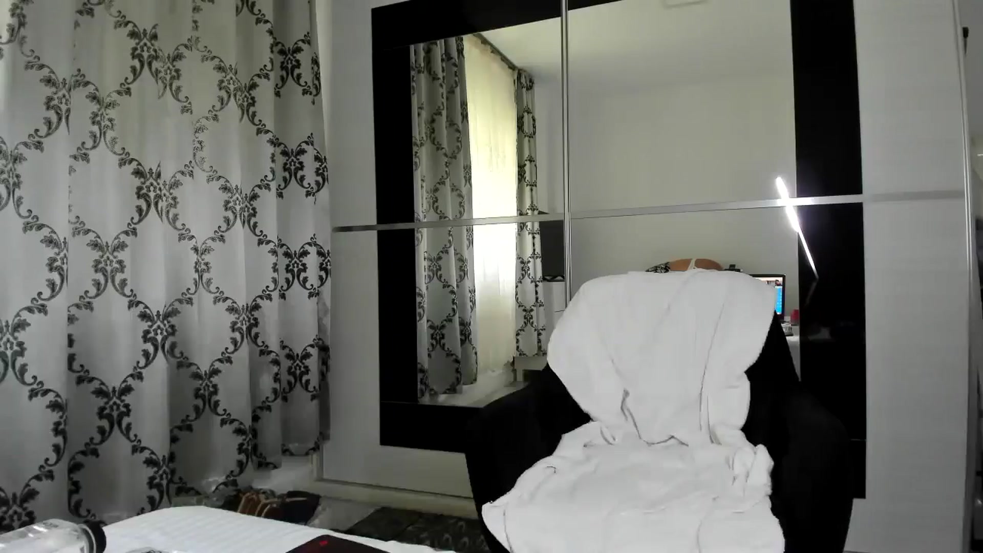 Gallery image thumbnail from hottieella's myfreecams stream on, 06/25/2024, 12:50 image 20 of 20