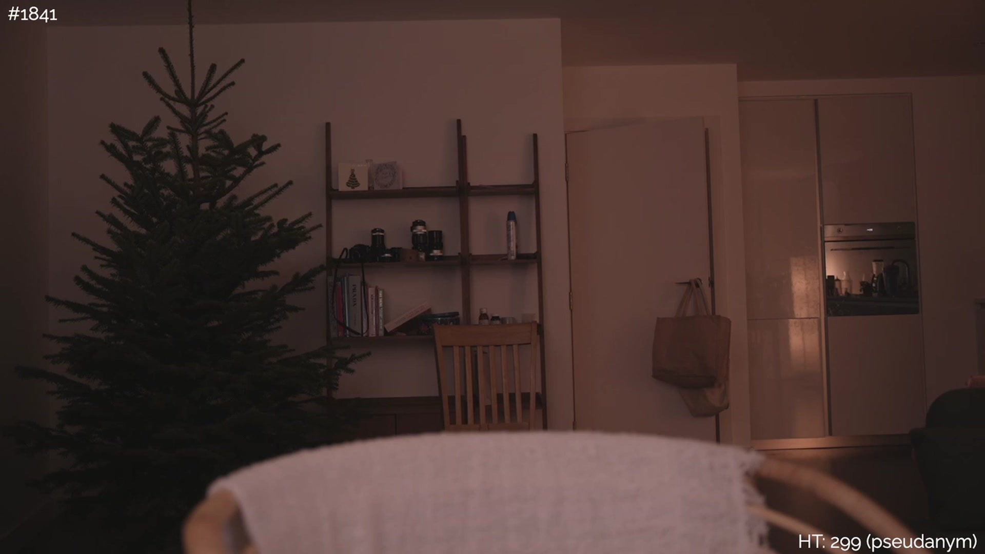 Gallery image thumbnail from https_sophie's myfreecams stream on, 12/22/2022, 24:03 image 18 of 20