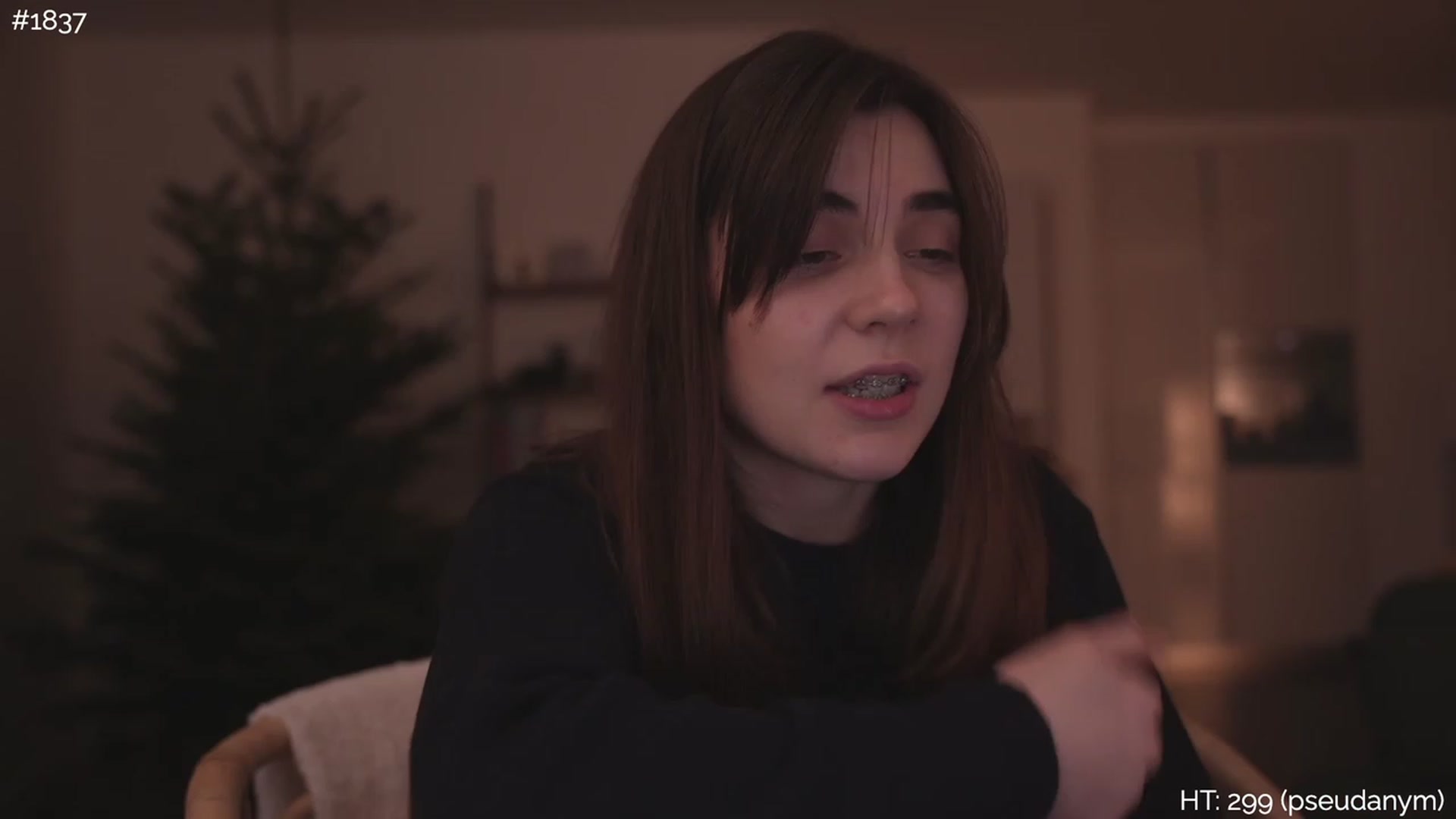 Gallery image thumbnail from https_sophie's myfreecams stream on, 12/22/2022, 24:03 image 5 of 20