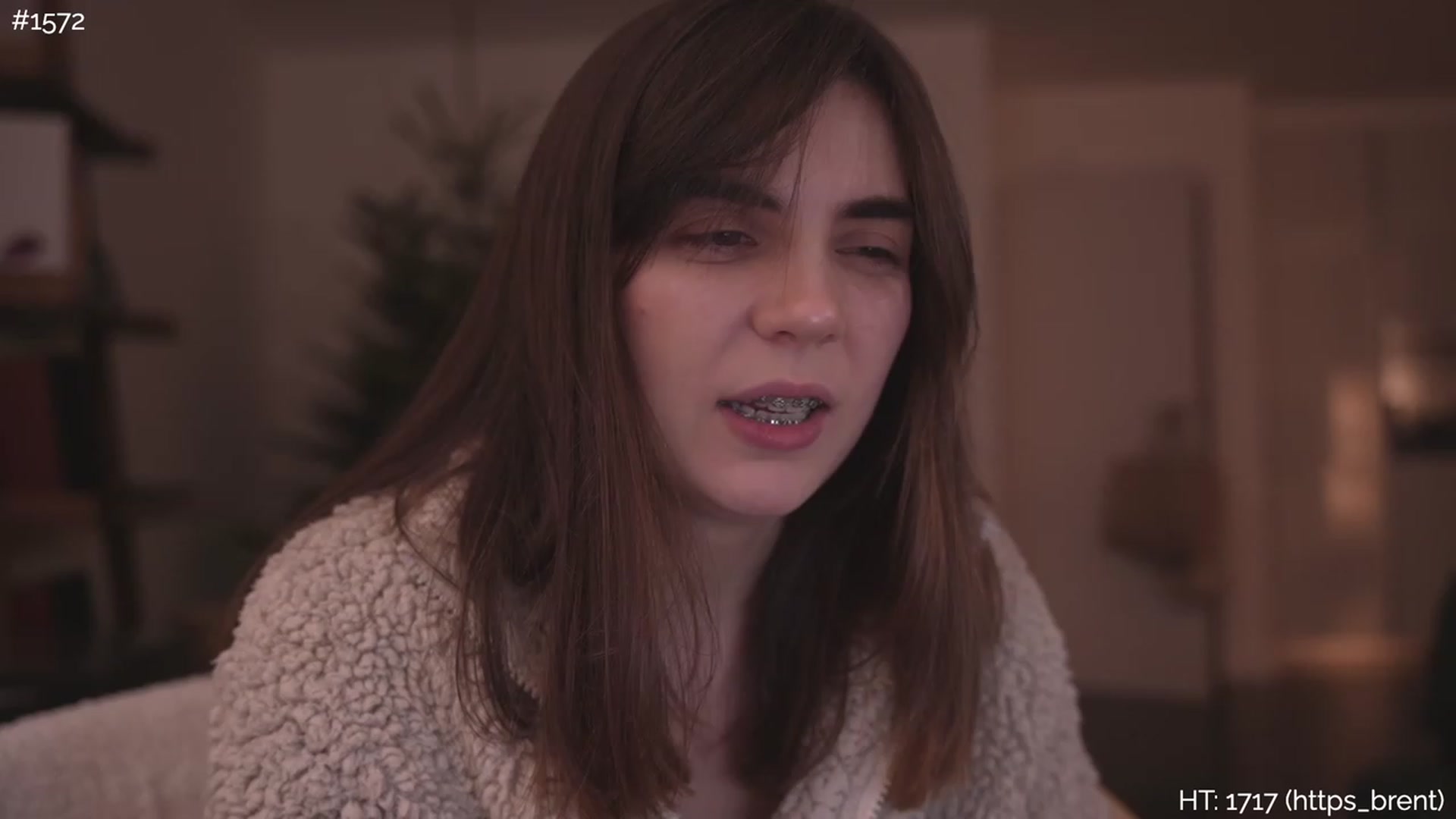 Gallery image thumbnail from https_sophie's myfreecams stream on, 12/23/2022, 24:03 image 6 of 20
