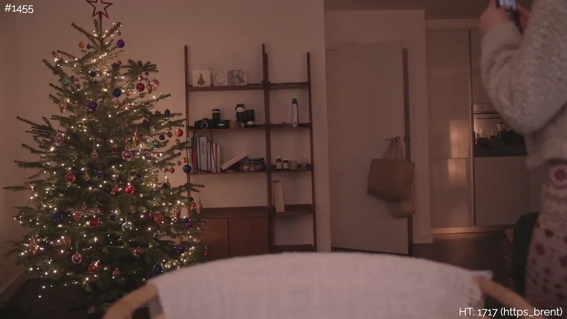 Gallery image thumbnail from https_sophie's myfreecams stream on, 12/23/2022, 02:34 image 14 of 20