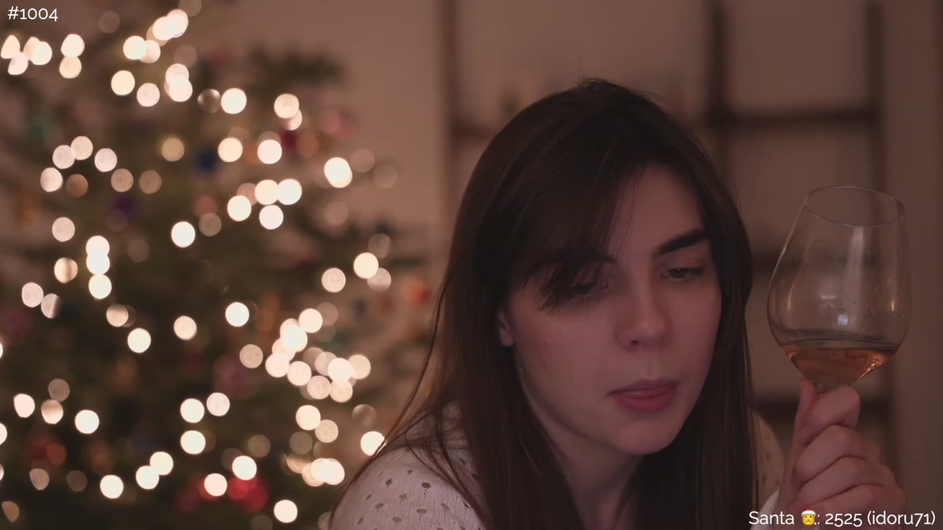 Gallery image thumbnail from https_sophie's myfreecams stream on, 12/24/2022, 23:20 image 16 of 20