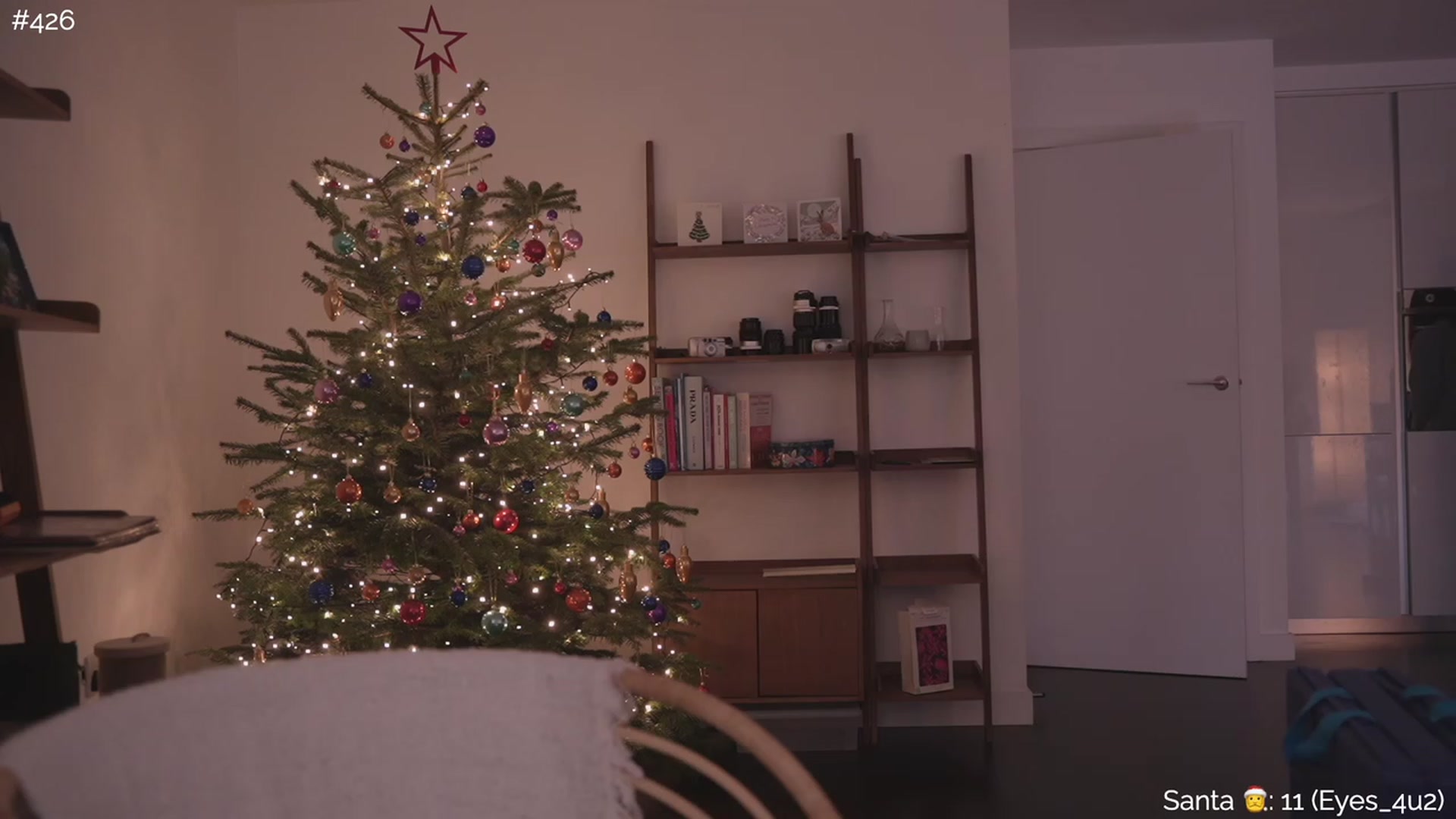 Gallery image thumbnail from https_sophie's myfreecams stream on, 12/25/2022, 12:30 image 12 of 20