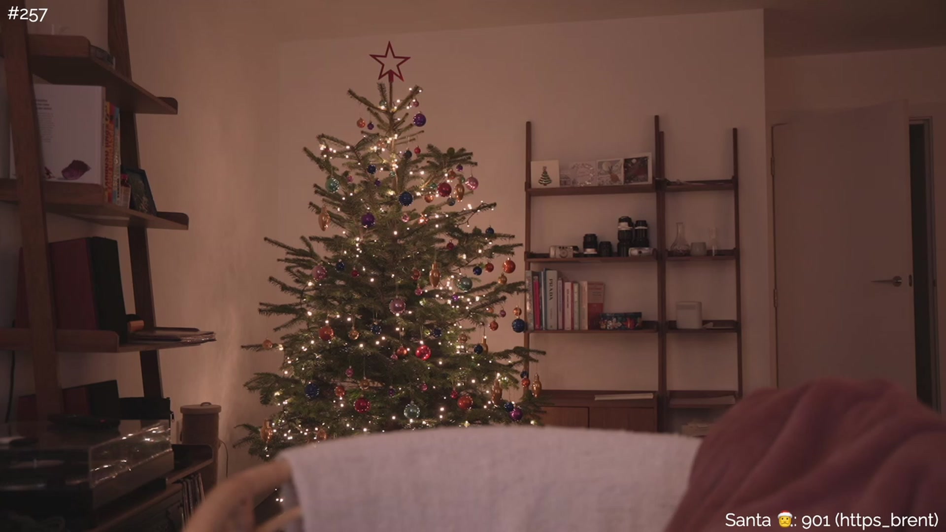 Gallery image thumbnail from https_sophie's myfreecams stream on, 12/27/2022, 02:31 image 19 of 20