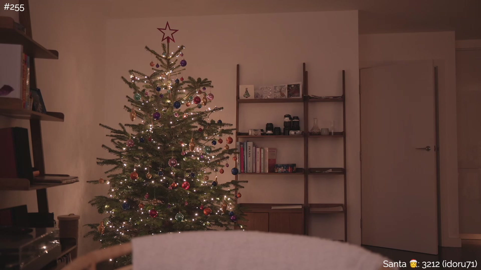 Gallery image thumbnail from https_sophie's myfreecams stream on, 12/28/2022, 24:06 image 19 of 20