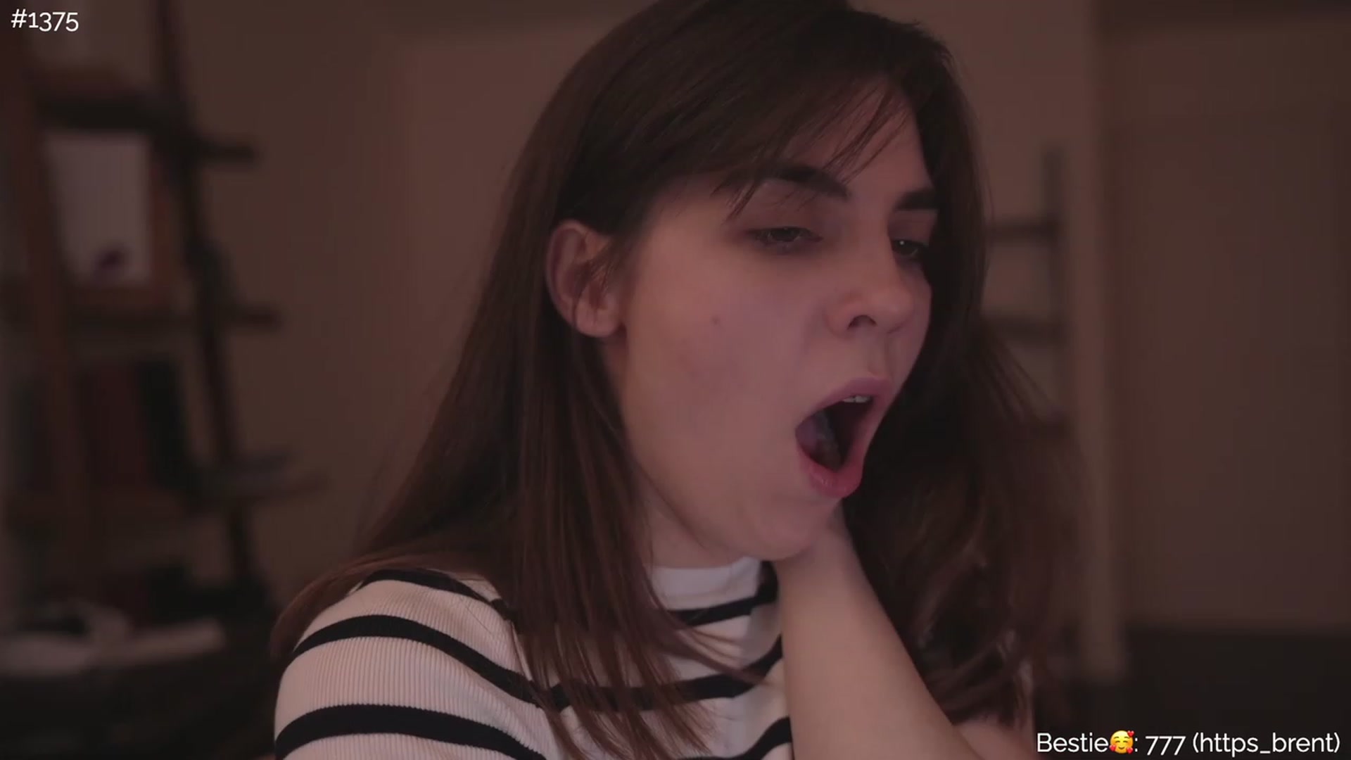Gallery image thumbnail from https_sophie's myfreecams stream on, 01/09/2023, 02:31 image 1 of 20