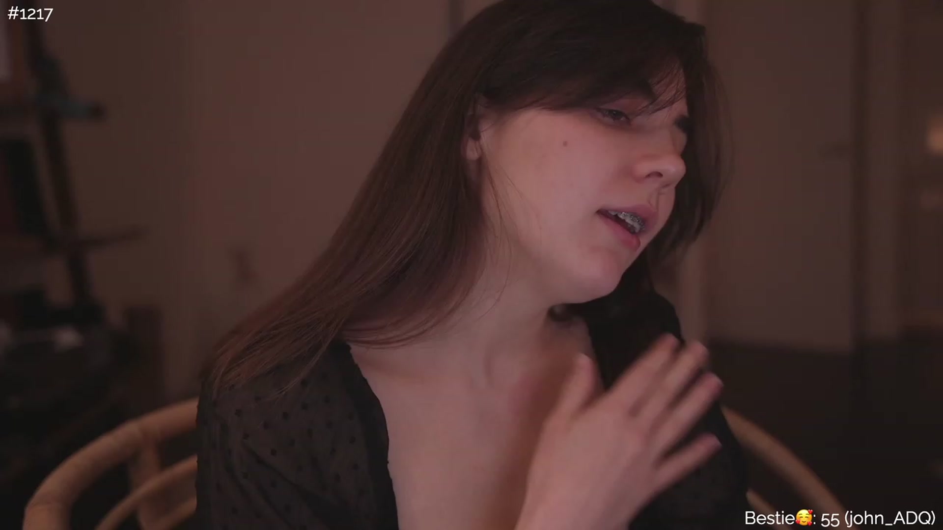 Gallery image thumbnail from https_sophie's myfreecams stream on, 01/11/2023, 01:10 image 4 of 20