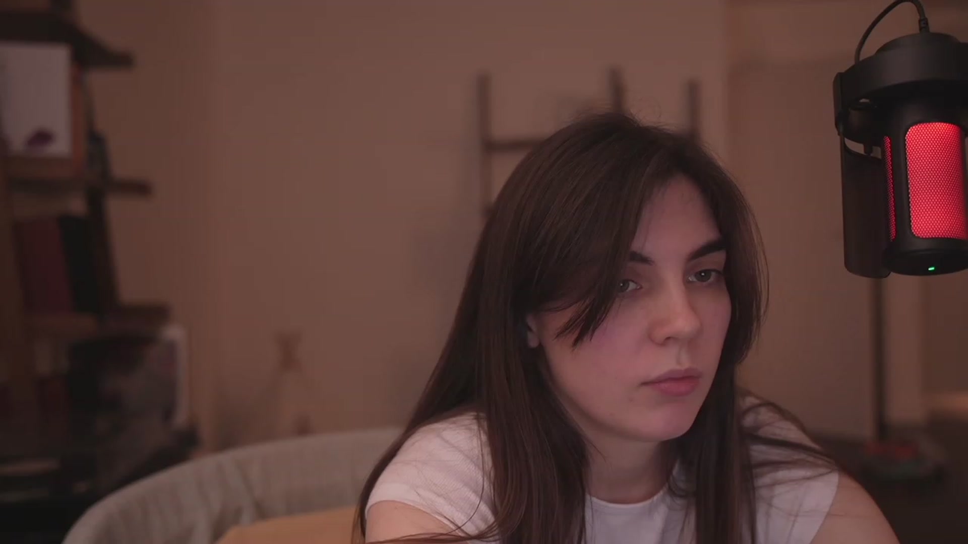 Gallery image thumbnail from https_sophie's myfreecams stream on, 03/14/2023, 02:41 image 11 of 20