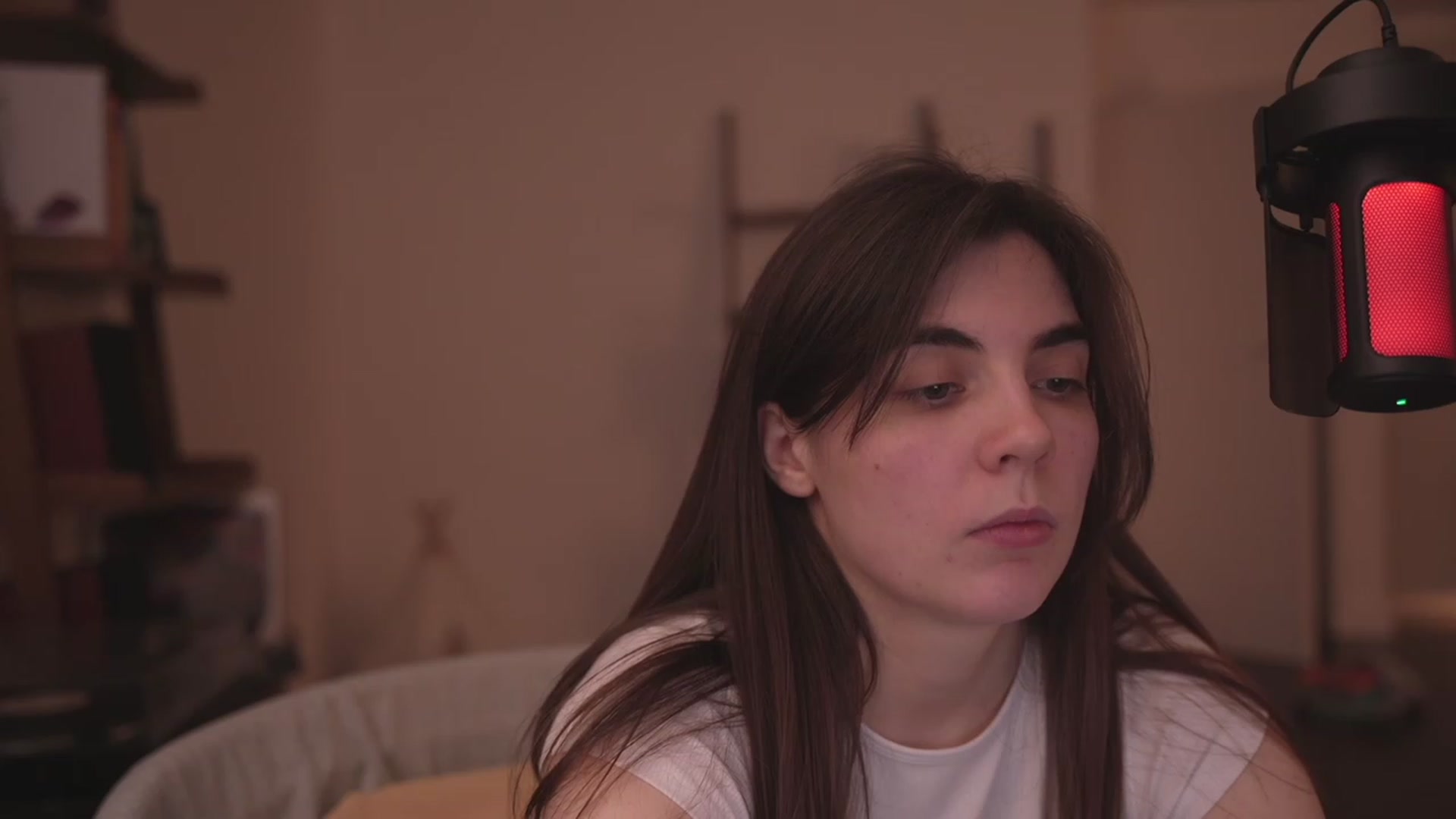 Gallery image thumbnail from https_sophie's myfreecams stream on, 03/14/2023, 02:41 image 10 of 20