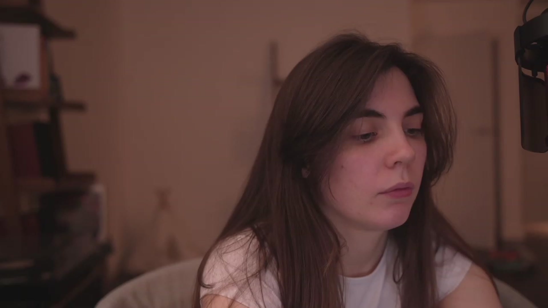 Gallery image thumbnail from https_sophie's myfreecams stream on, 03/14/2023, 02:41 image 8 of 20