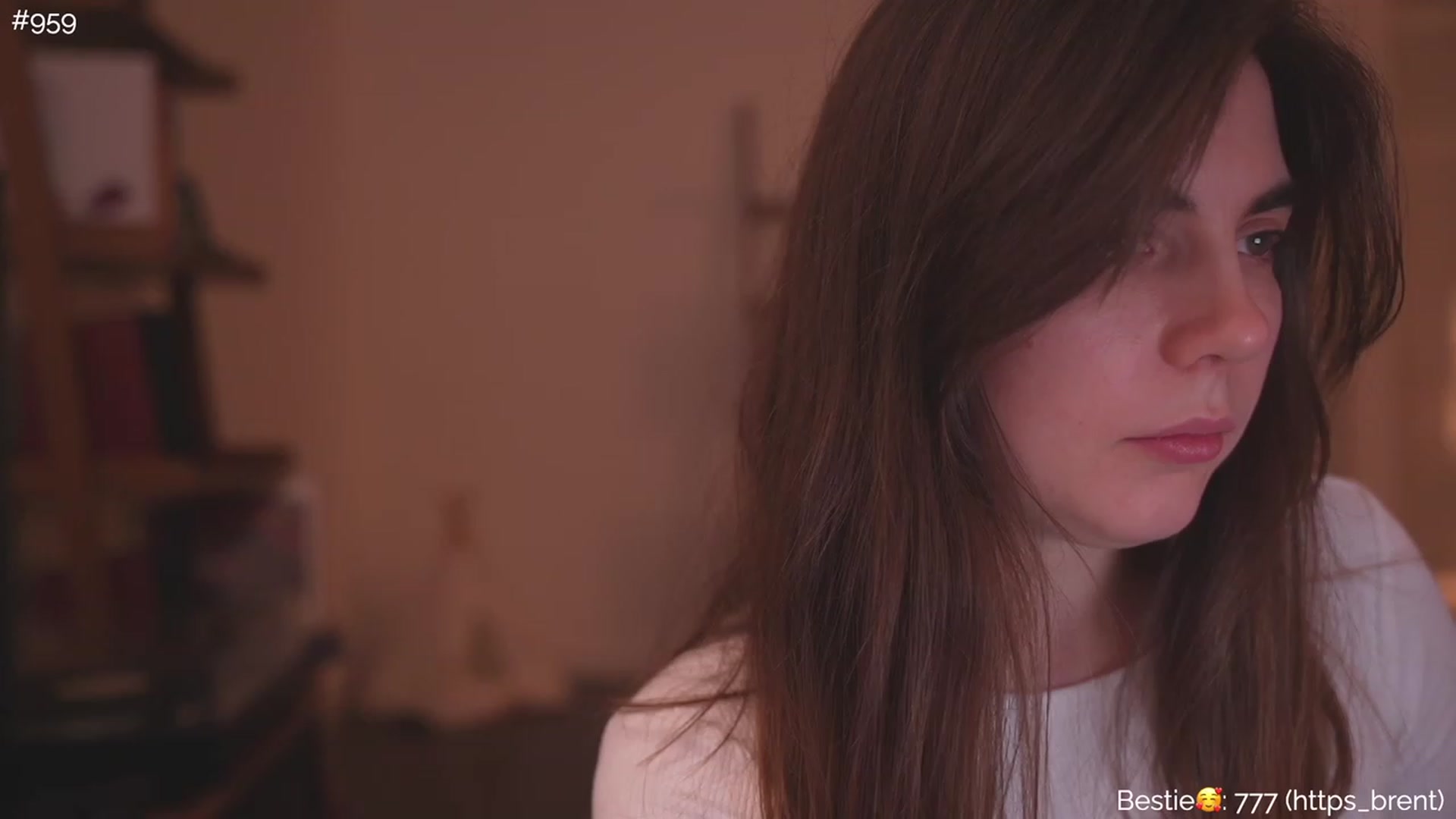 Gallery image thumbnail from https_sophie's myfreecams stream on, 03/21/2023, 01:14 image 11 of 20