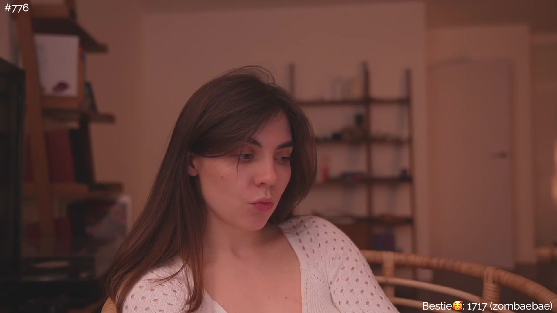 Gallery image thumbnail from https_sophie's myfreecams stream on, 03/22/2023, 02:03 image 12 of 20