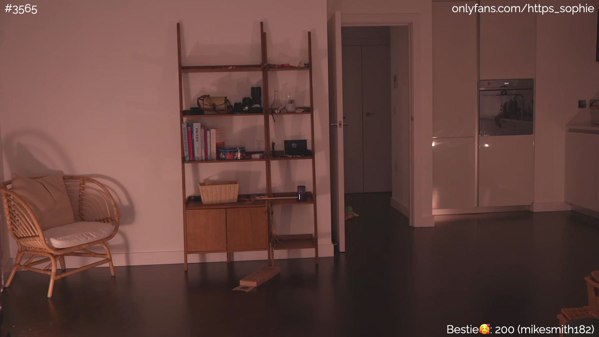Gallery image thumbnail from https_sophie's myfreecams stream on, 08/26/2023, 22:53 image 15 of 20