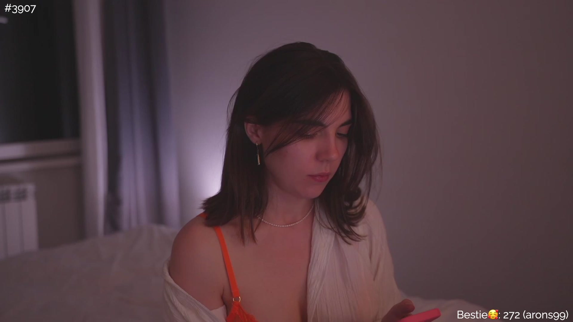 Gallery image thumbnail from https_sophie's myfreecams stream on, 09/08/2023, 23:29 image 4 of 20