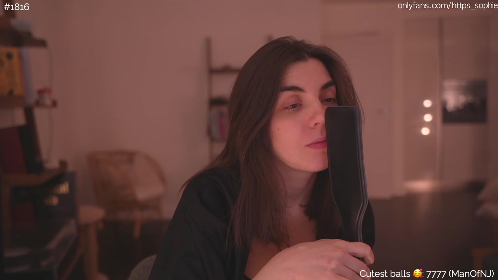 Gallery image thumbnail from https_sophie's myfreecams stream on, 11/27/2023, 06:09 image 13 of 20