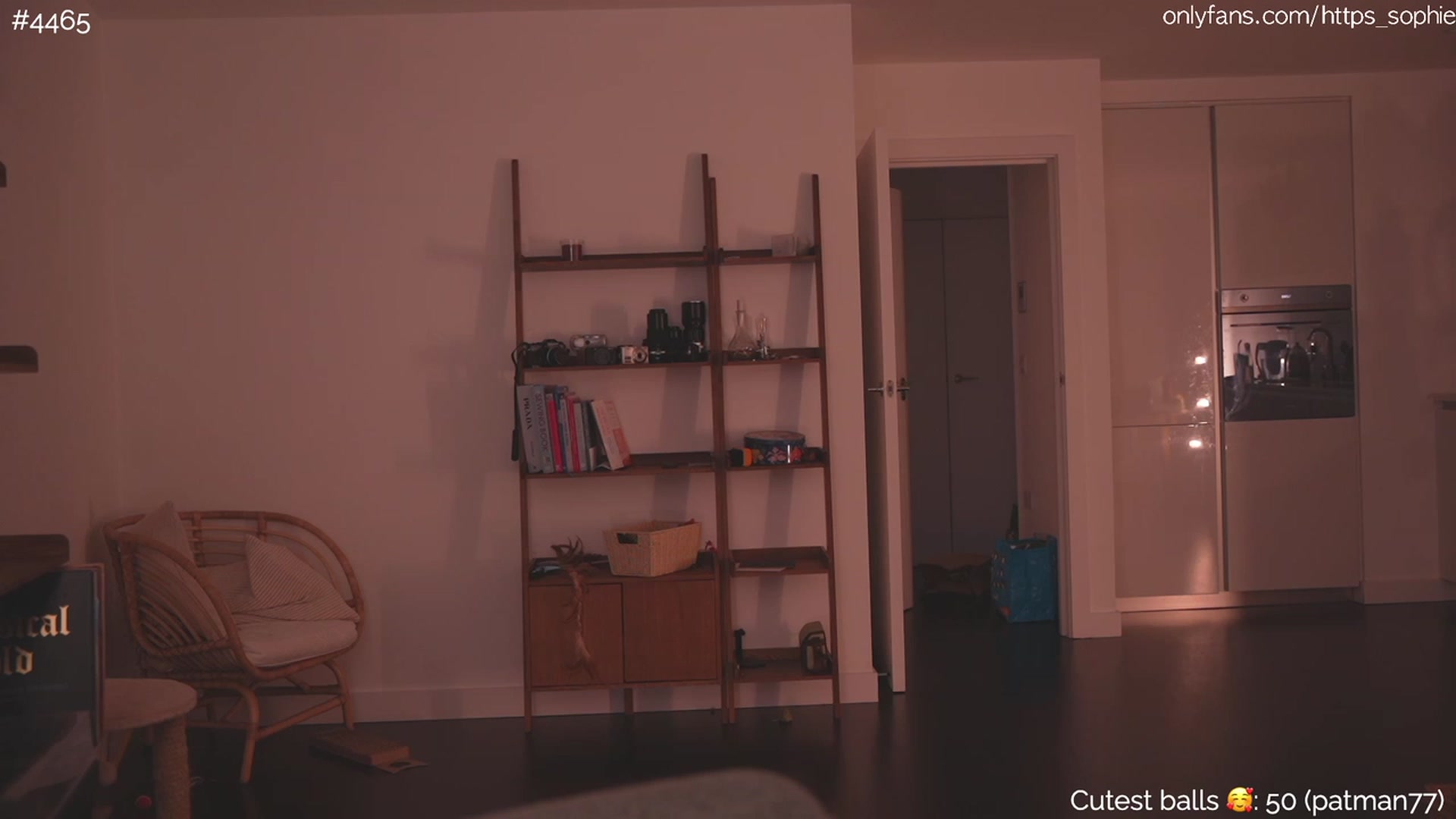 Gallery image thumbnail from https_sophie's myfreecams stream on, 12/08/2023, 01:24 image 9 of 20