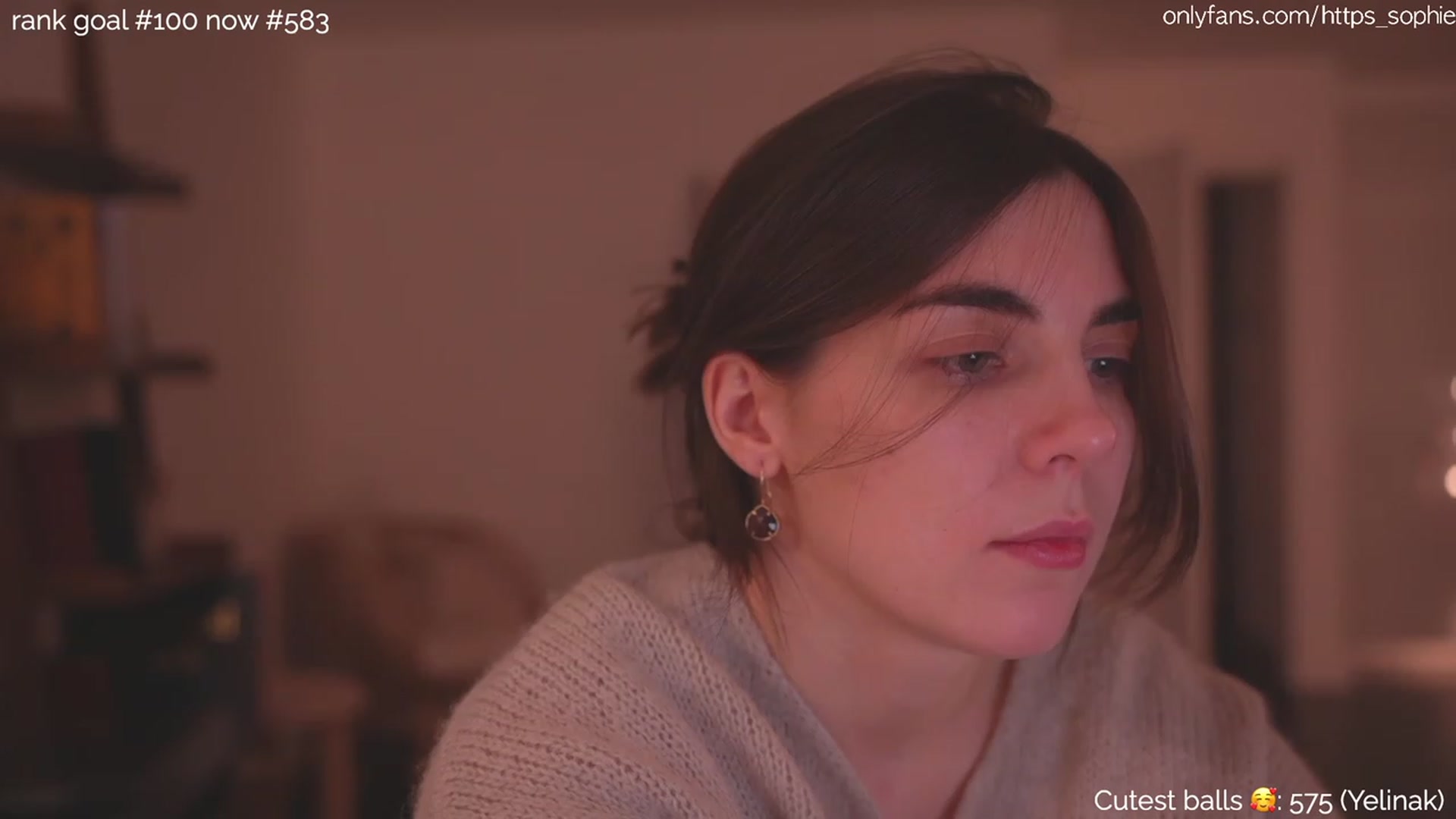 Gallery image thumbnail from https_sophie's myfreecams stream on, 12/13/2023, 02:11 image 12 of 20