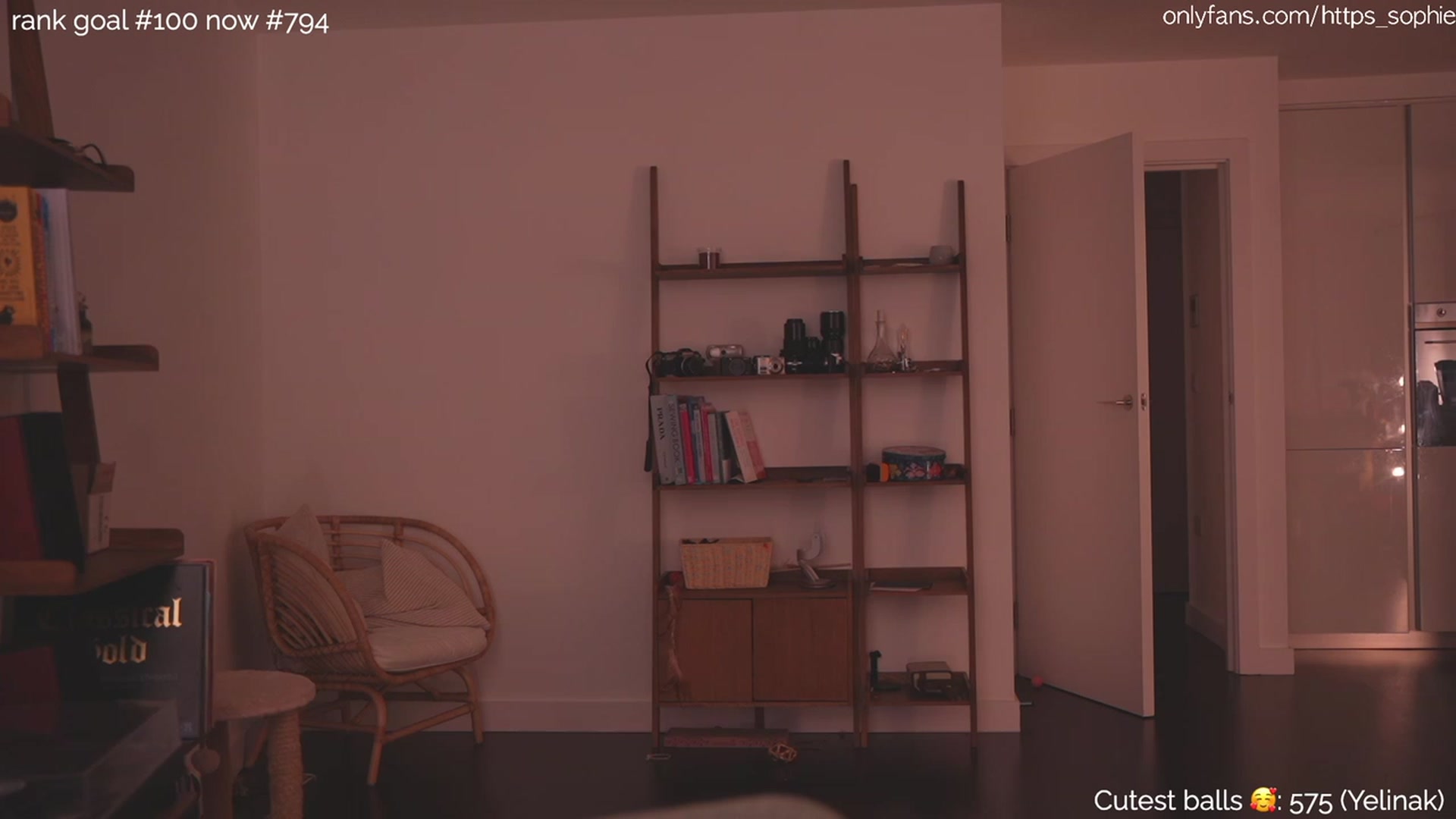 Gallery image thumbnail from https_sophie's myfreecams stream on, 12/13/2023, 02:11 image 1 of 20