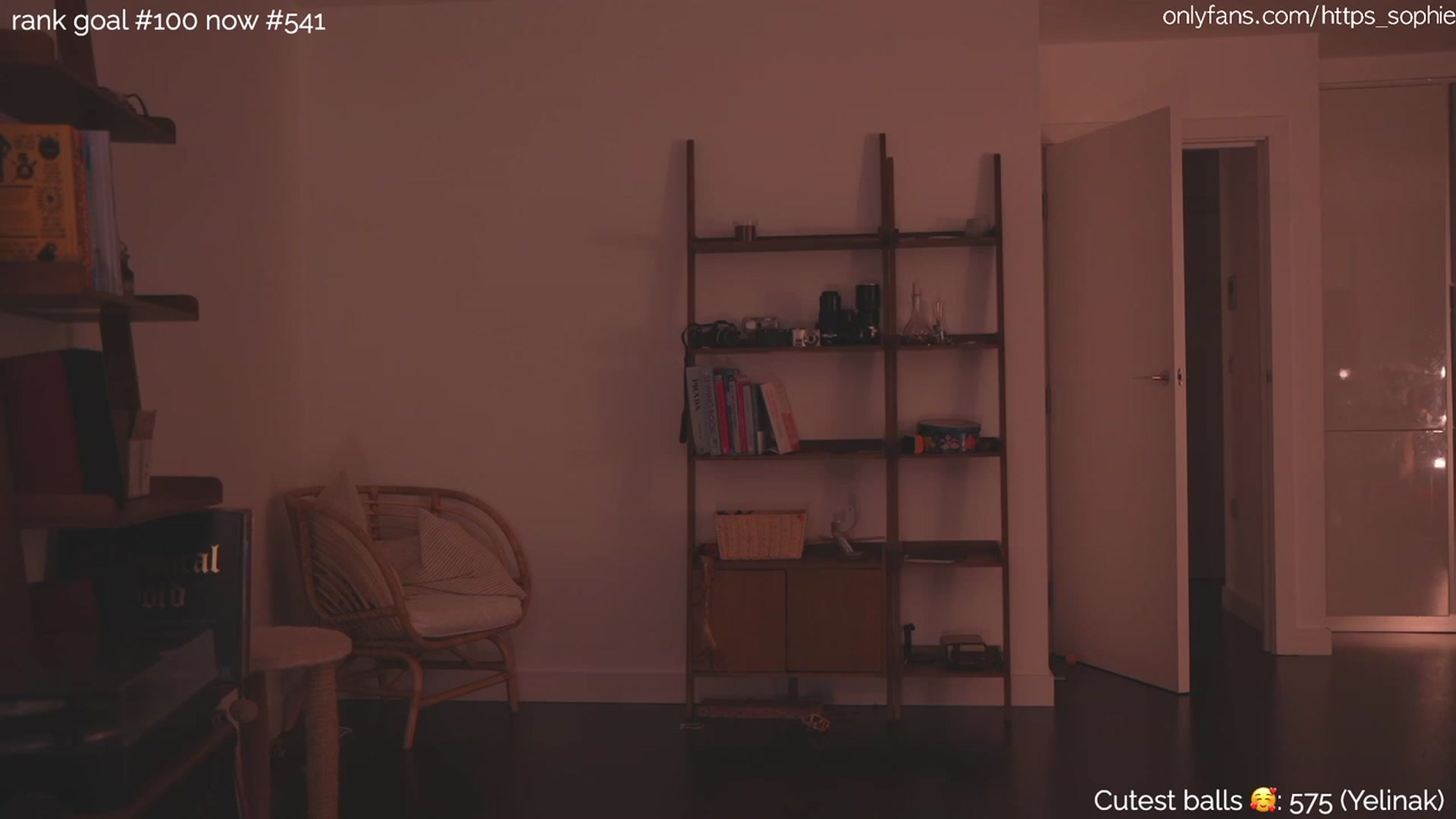 Gallery image thumbnail from https_sophie's myfreecams stream on, 12/13/2023, 03:13 image 1 of 20