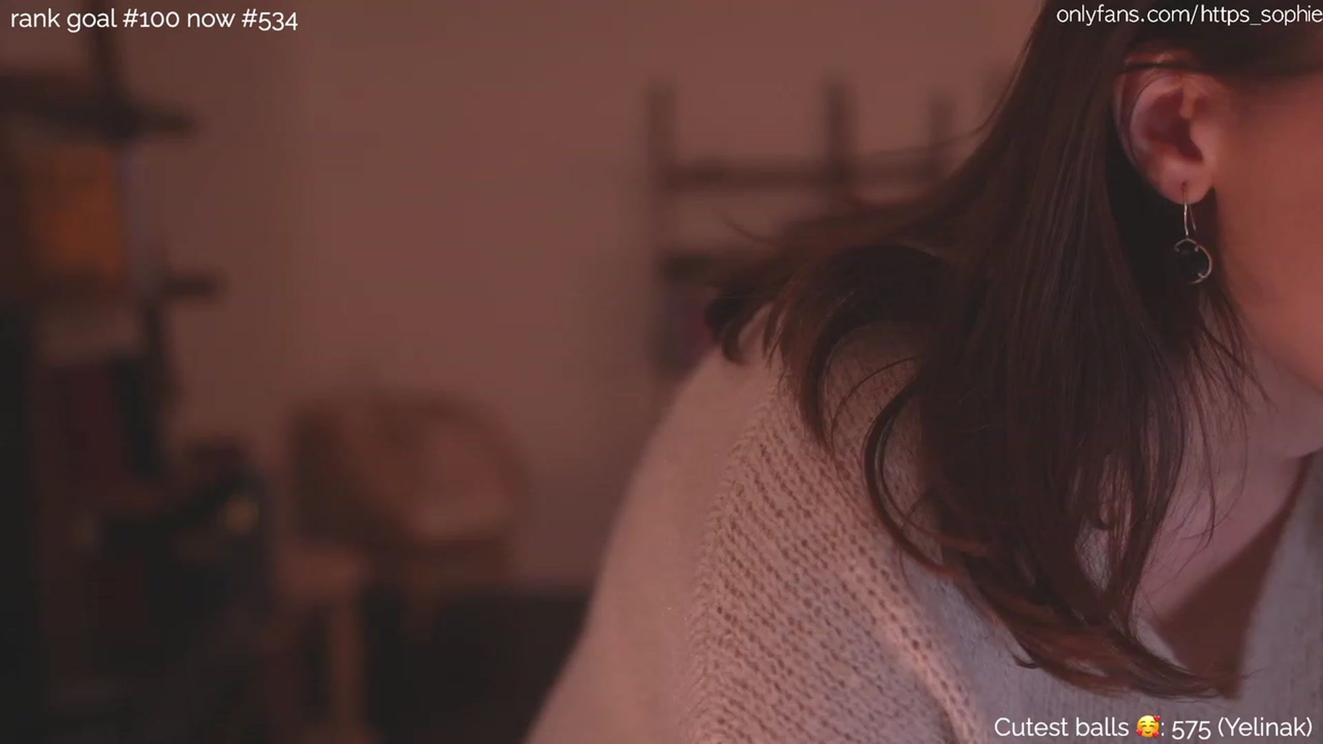 Gallery image thumbnail from https_sophie's myfreecams stream on, 12/13/2023, 03:13 image 14 of 20