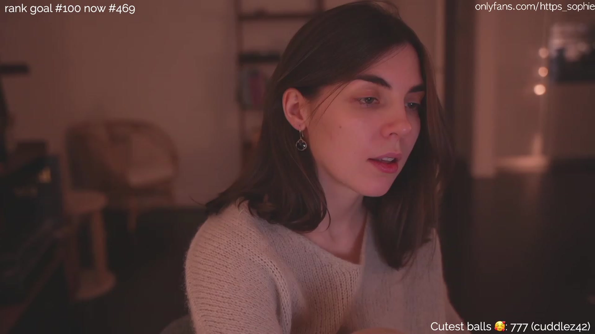 Gallery image thumbnail from https_sophie's myfreecams stream on, 12/13/2023, 04:56 image 4 of 20