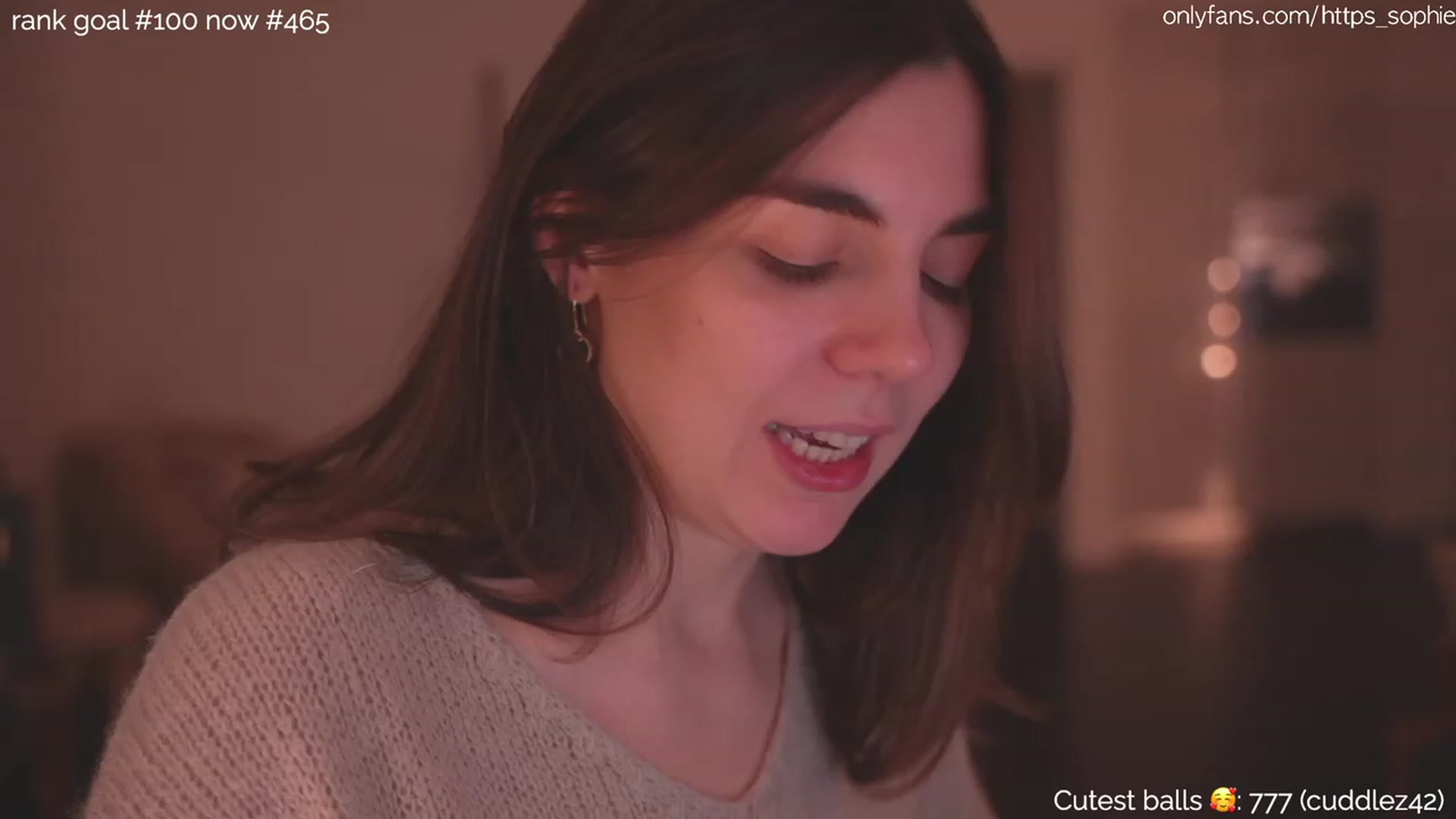 Gallery image thumbnail from https_sophie's myfreecams stream on, 12/13/2023, 04:56 image 12 of 20