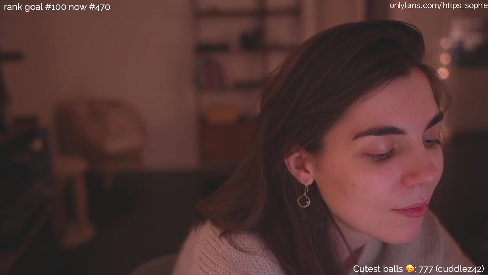 Gallery image thumbnail from https_sophie's myfreecams stream on, 12/13/2023, 04:56 image 6 of 20