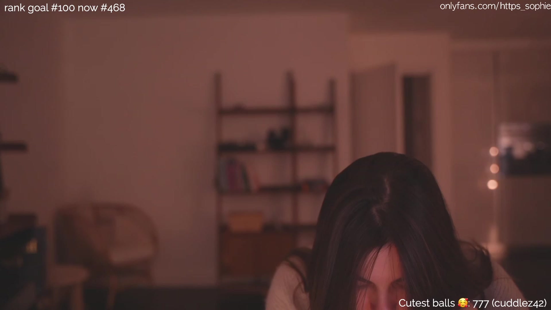 Gallery image thumbnail from https_sophie's myfreecams stream on, 12/13/2023, 04:56 image 3 of 20