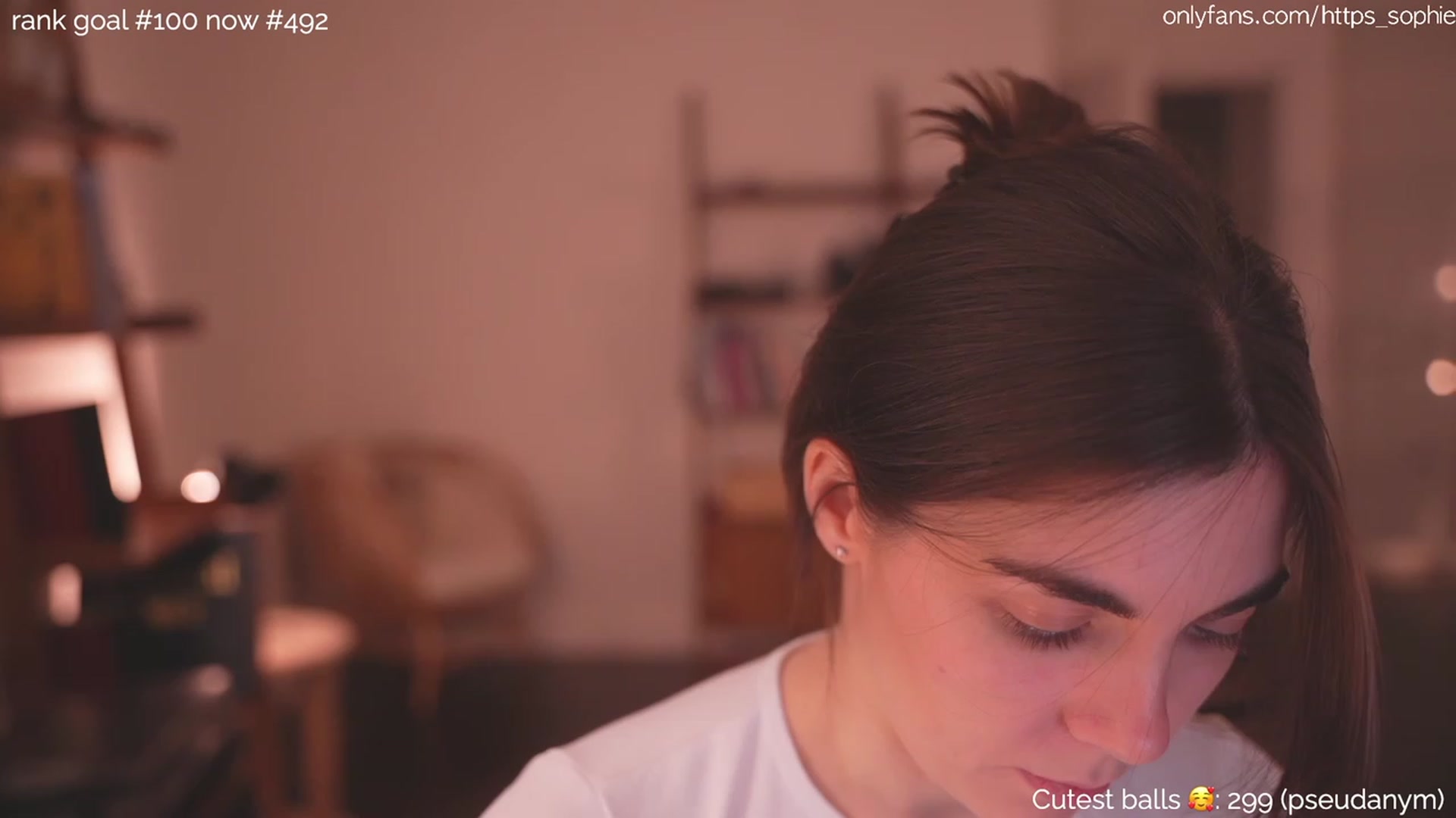 Gallery image thumbnail from https_sophie's myfreecams stream on, 12/14/2023, 24:01 image 7 of 20