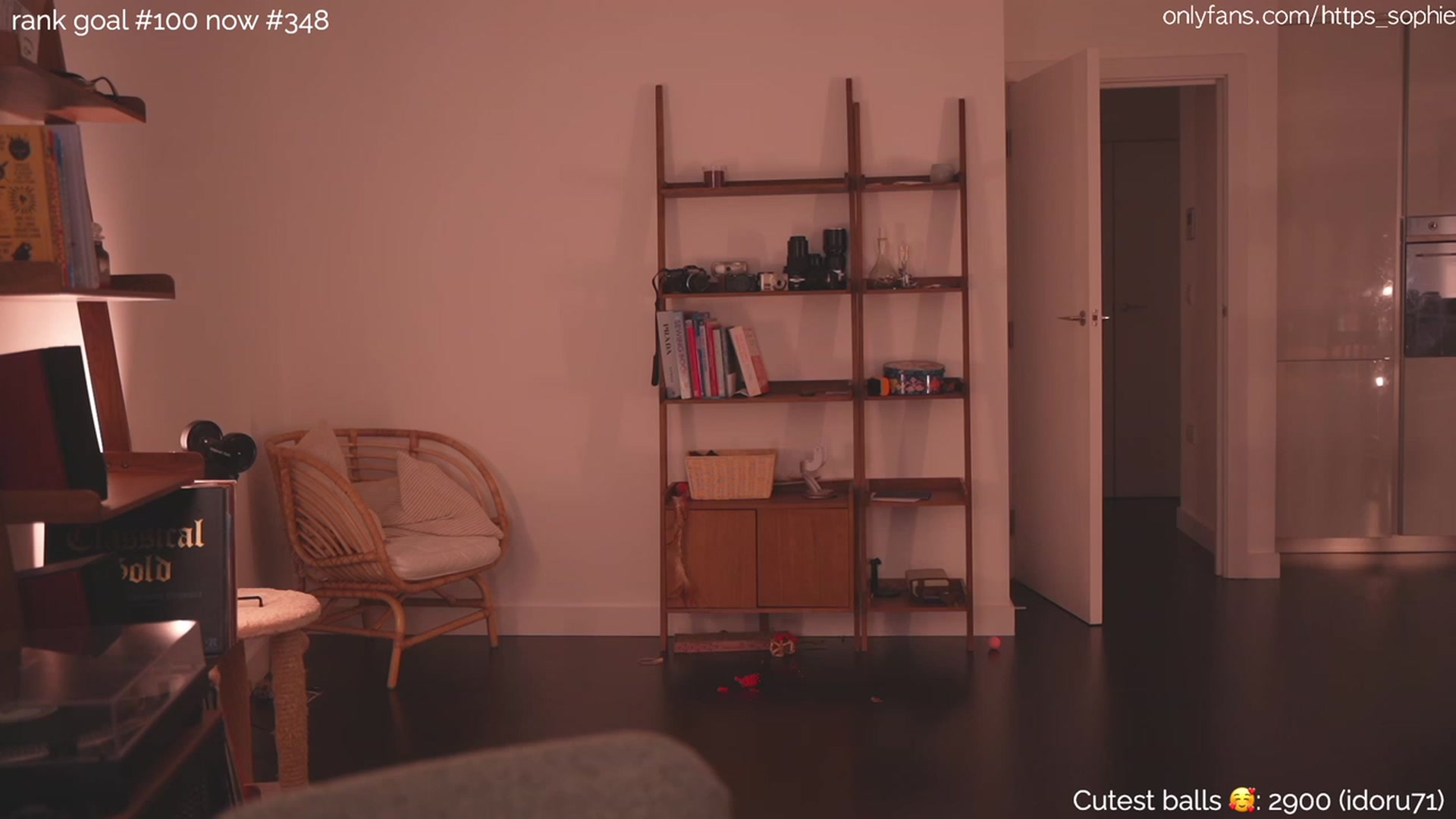 Gallery image thumbnail from https_sophie's myfreecams stream on, 12/14/2023, 03:10 image 16 of 20