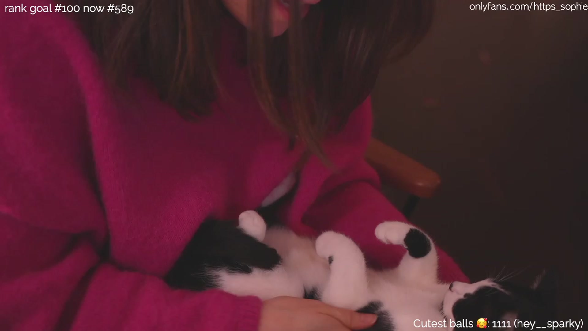 Gallery image thumbnail from https_sophie's myfreecams stream on, 12/22/2023, 01:58 image 16 of 20
