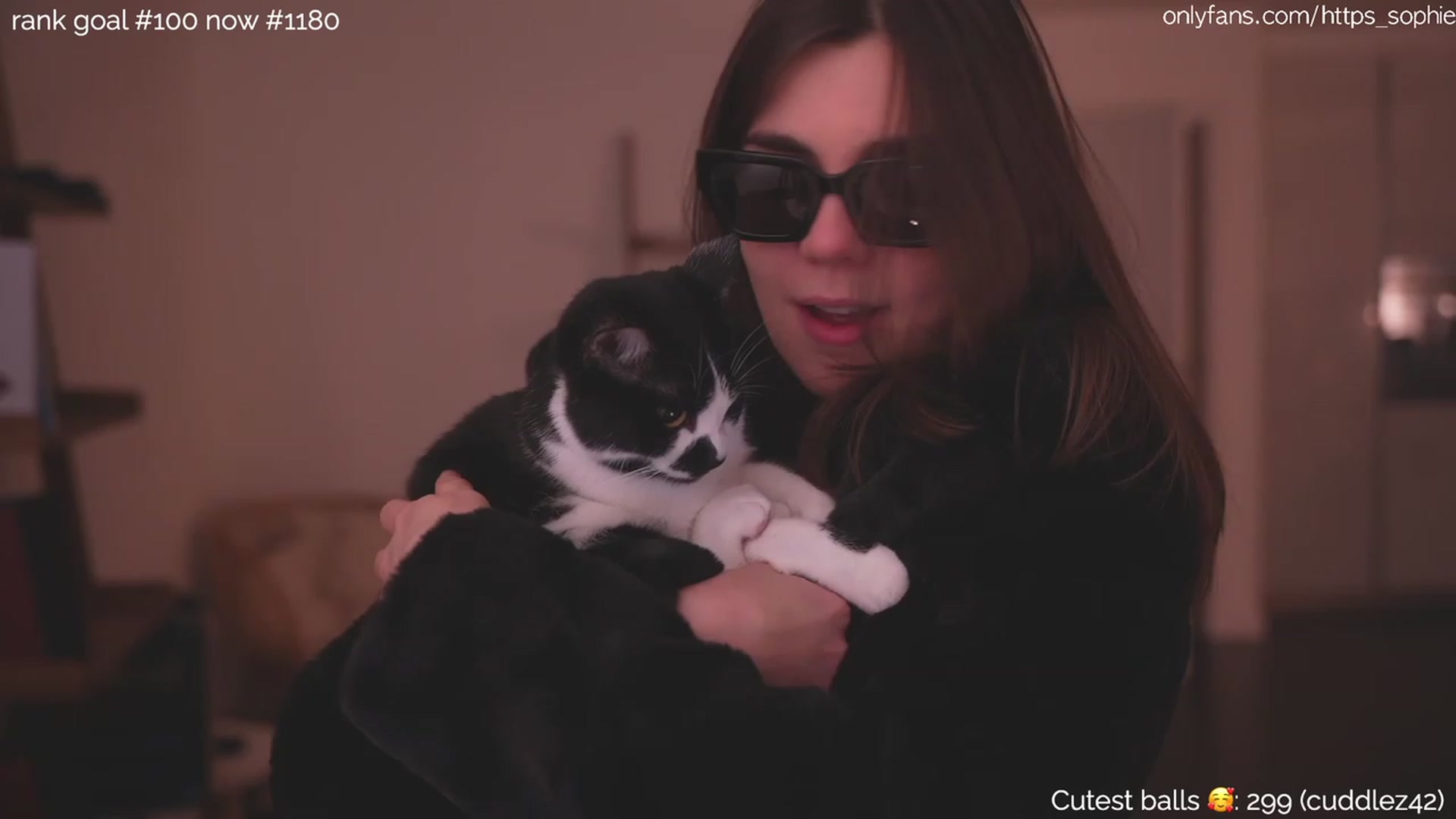 Gallery image thumbnail from https_sophie's myfreecams stream on, 01/17/2024, 01:26 image 14 of 20