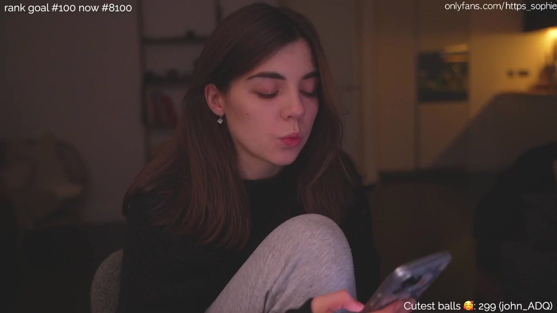 Gallery image thumbnail from https_sophie's myfreecams stream on, 02/21/2024, 02:05 image 15 of 20