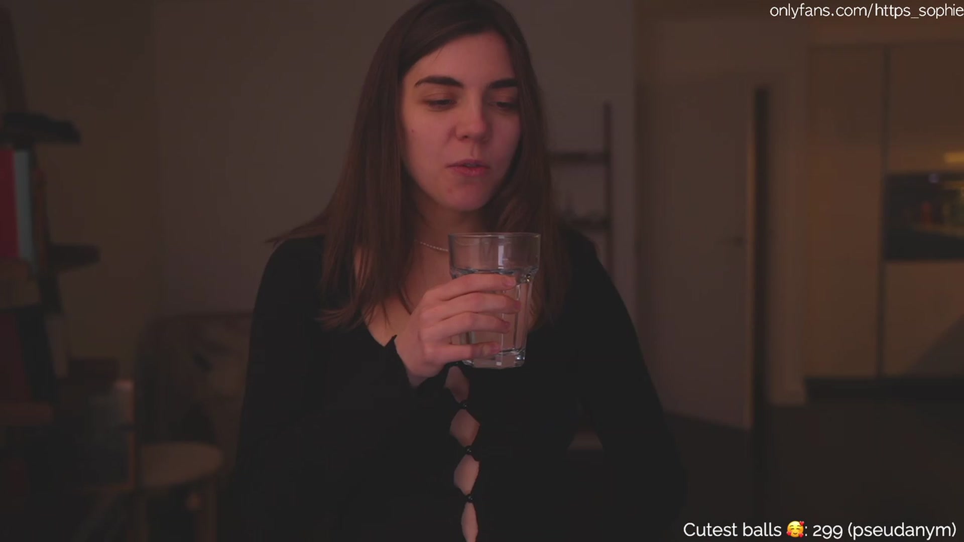 Gallery image thumbnail from https_sophie's myfreecams stream on, 03/01/2024, 03:46 image 17 of 20