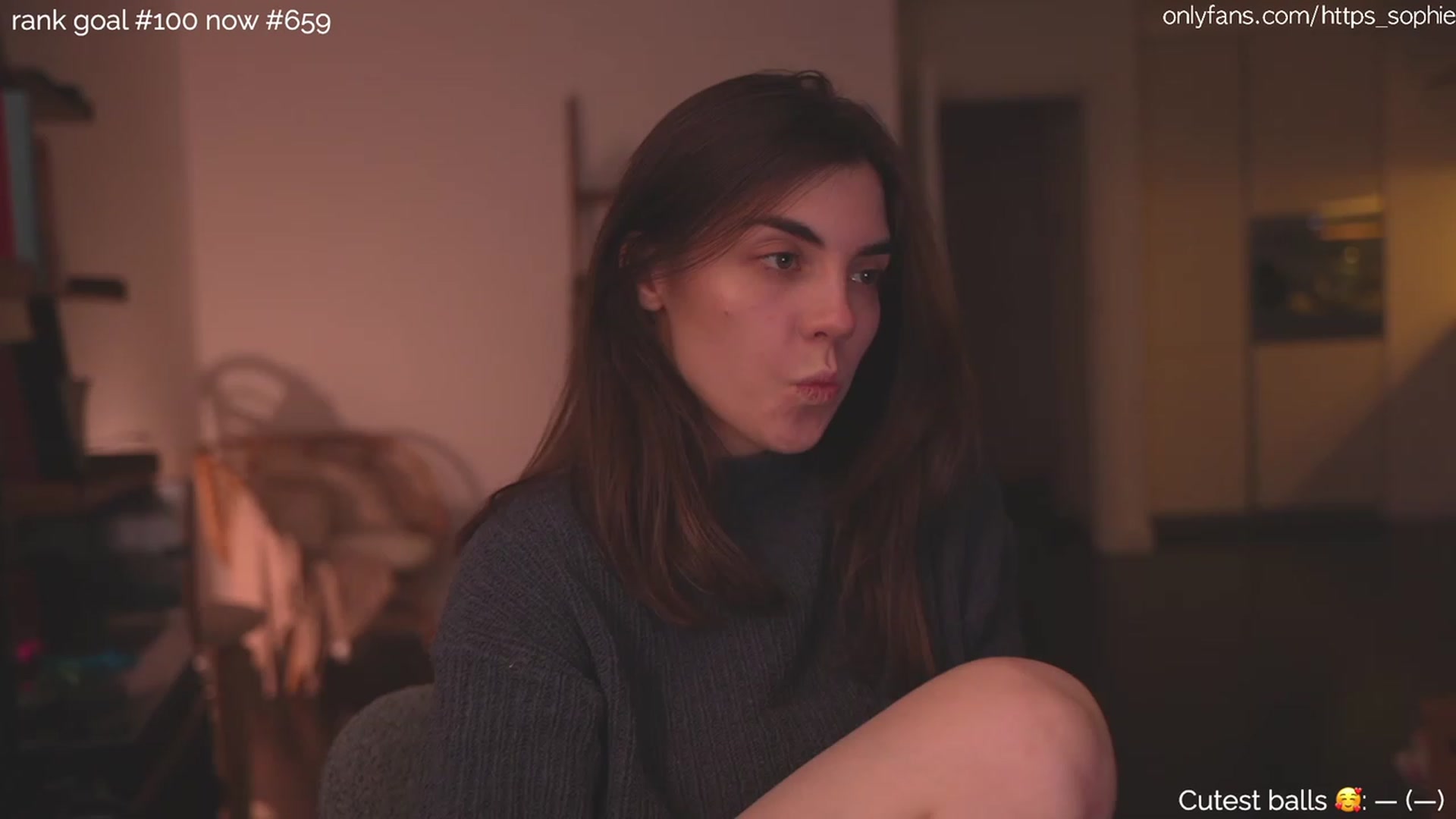 Gallery image thumbnail from https_sophie's myfreecams stream on, 03/08/2024, 24:18 image 7 of 20